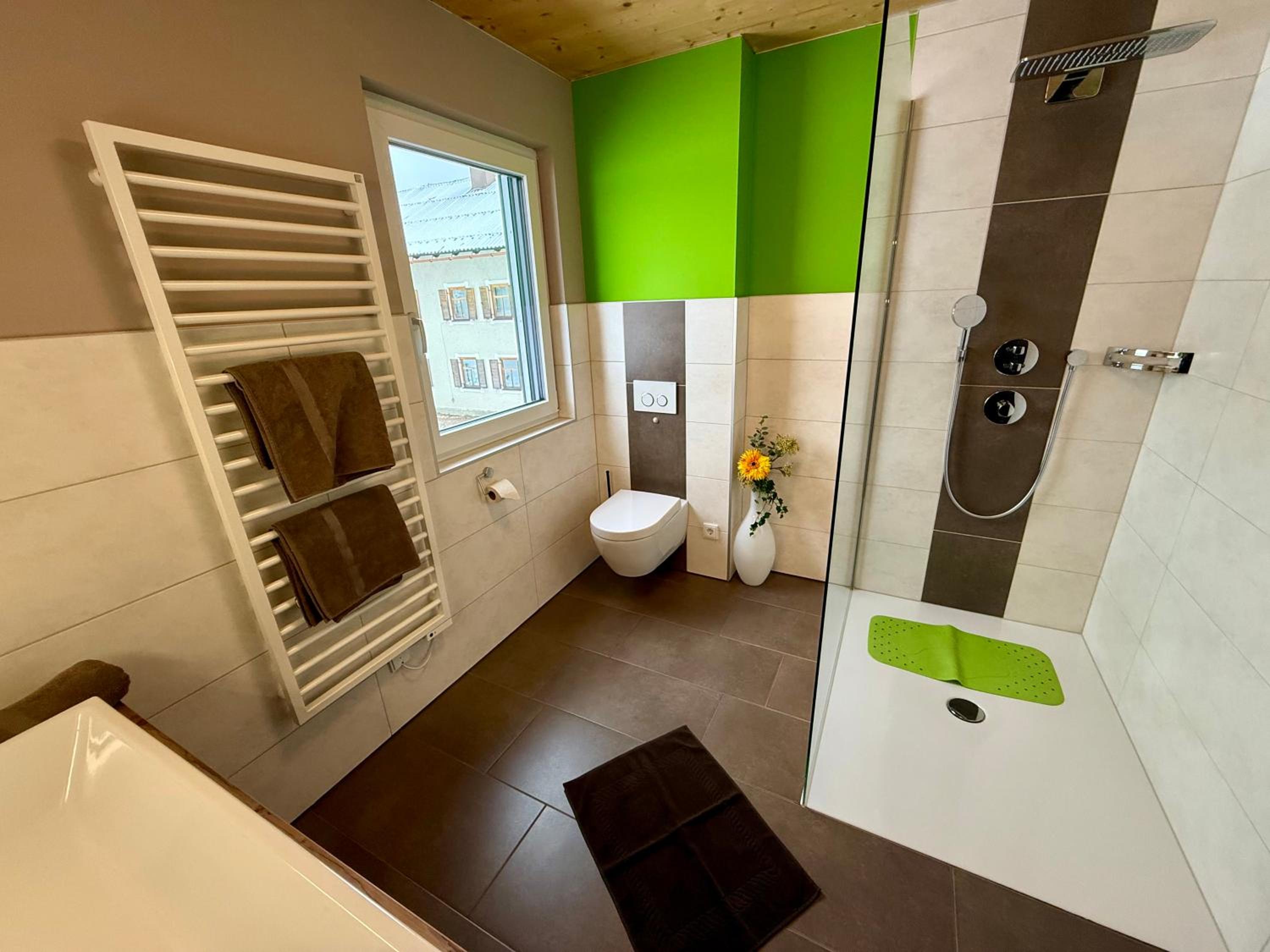 One-Bedroom Deluxe Apartment