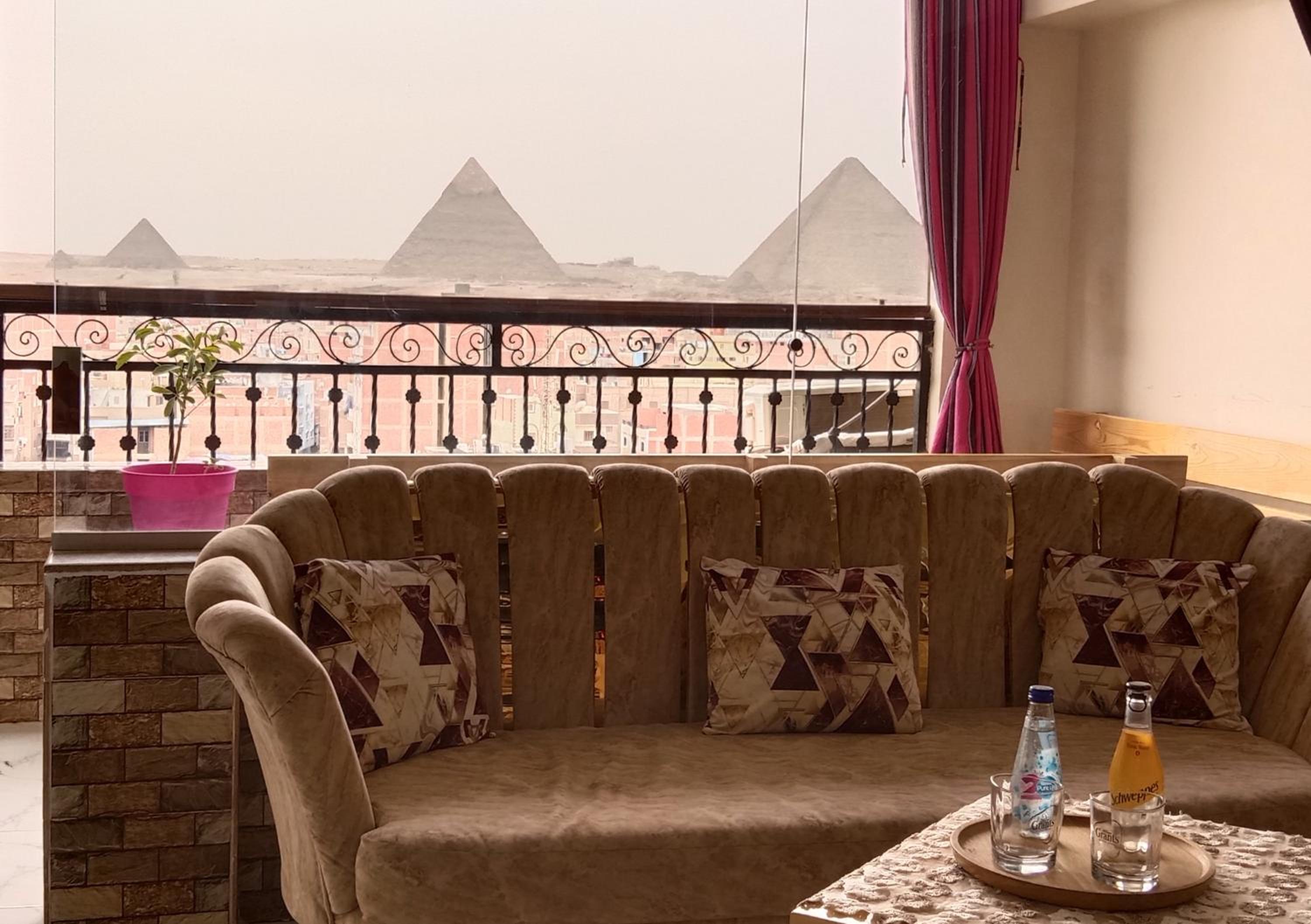 Private Apartment Pyramids View photo 1