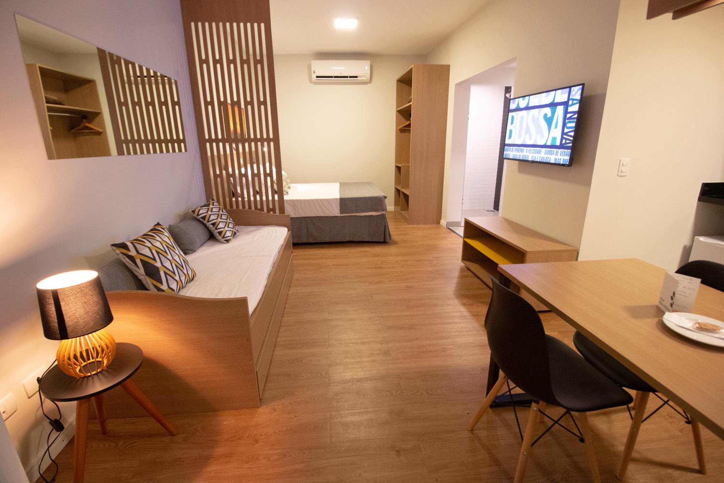 Apartment with One Queen Bed and One Single Be D - Photo 5