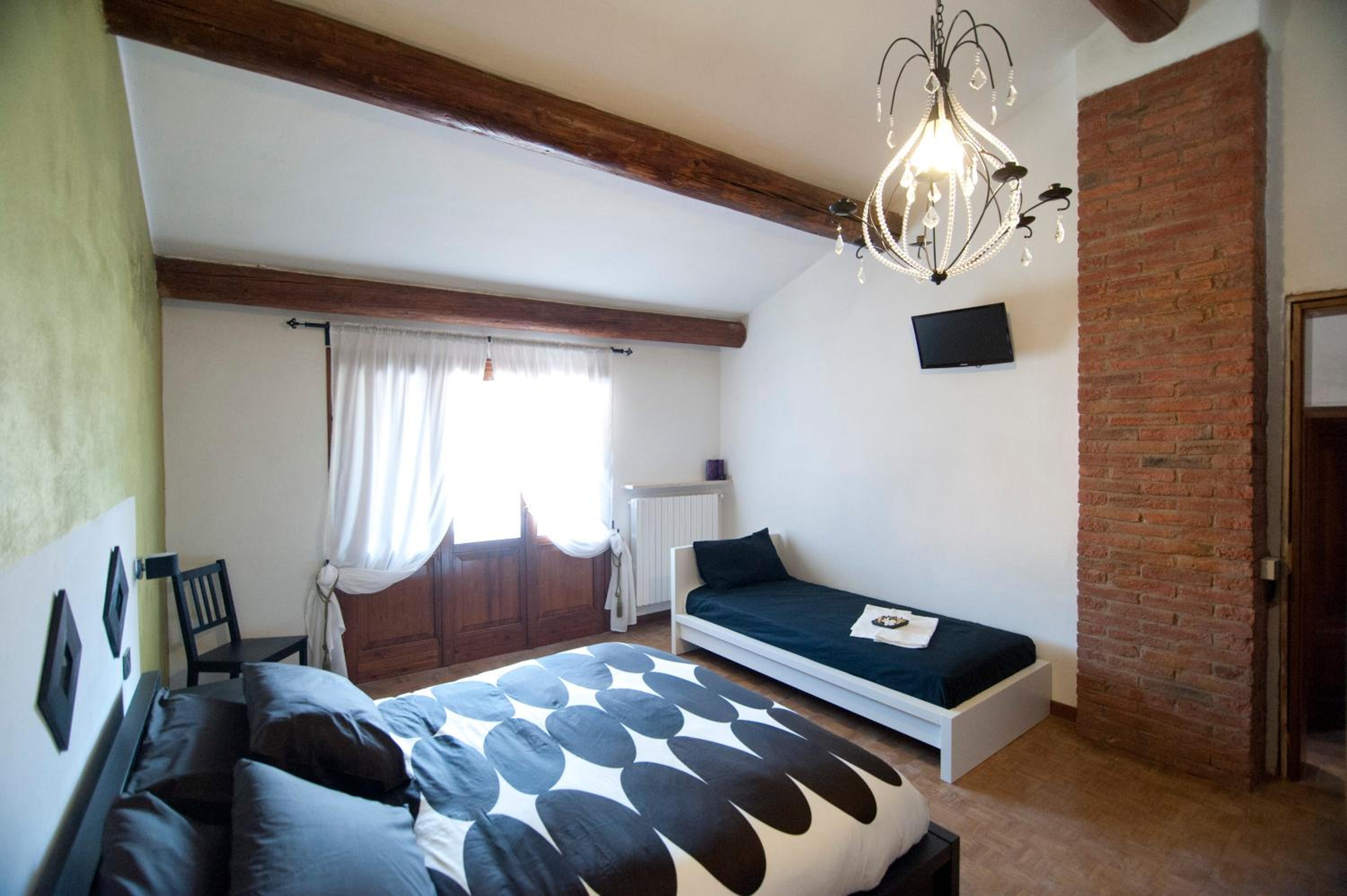 Triple Room - Photo 9