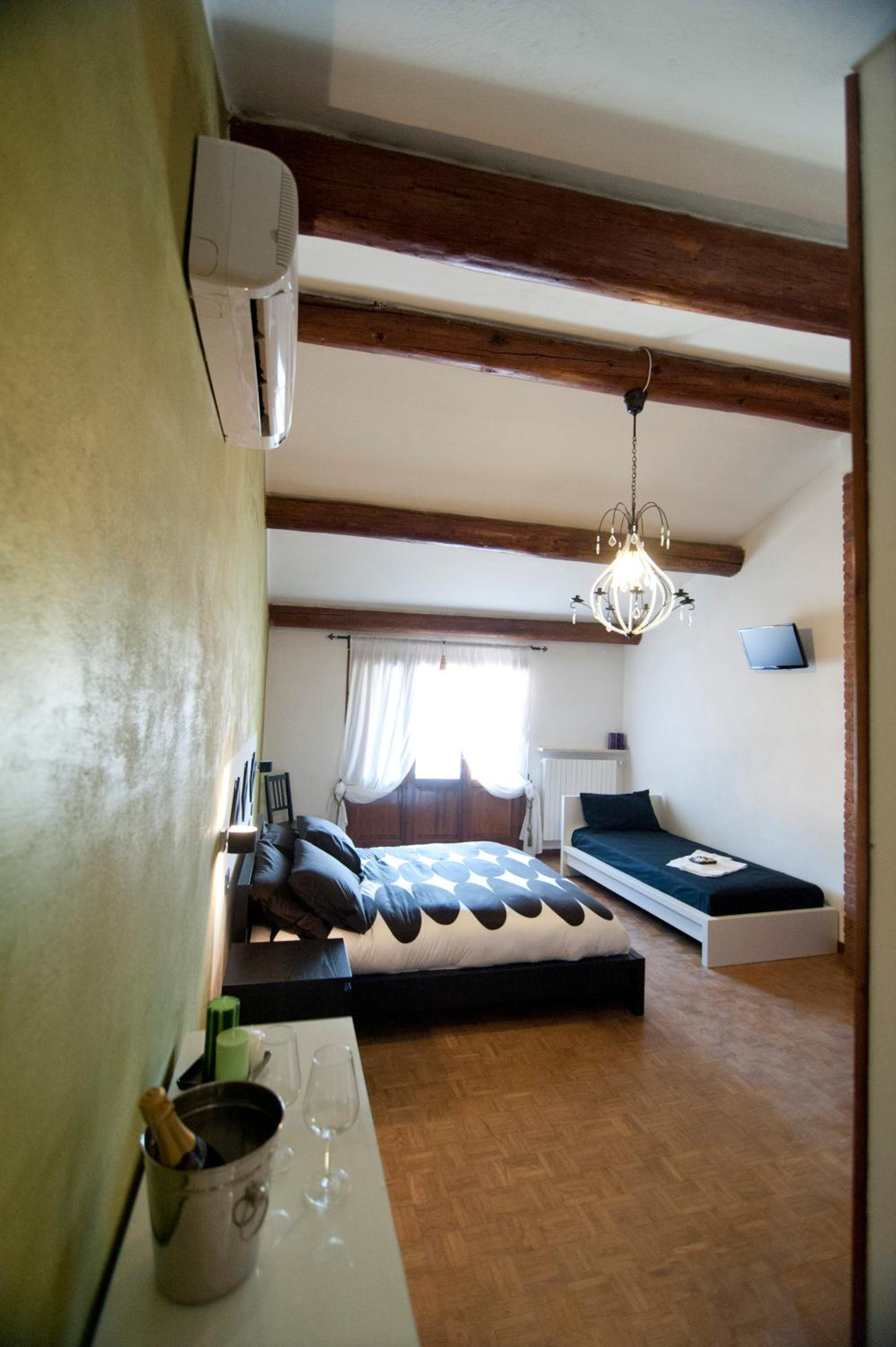 Triple Room - Photo 7