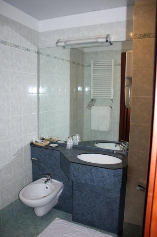 Classic Triple Room photo 3