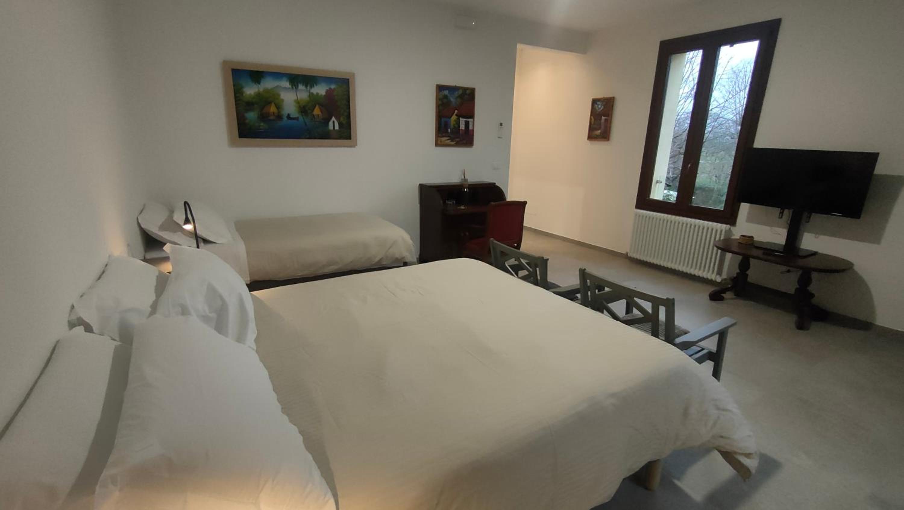 Deluxe Double Room with Extra Bed
