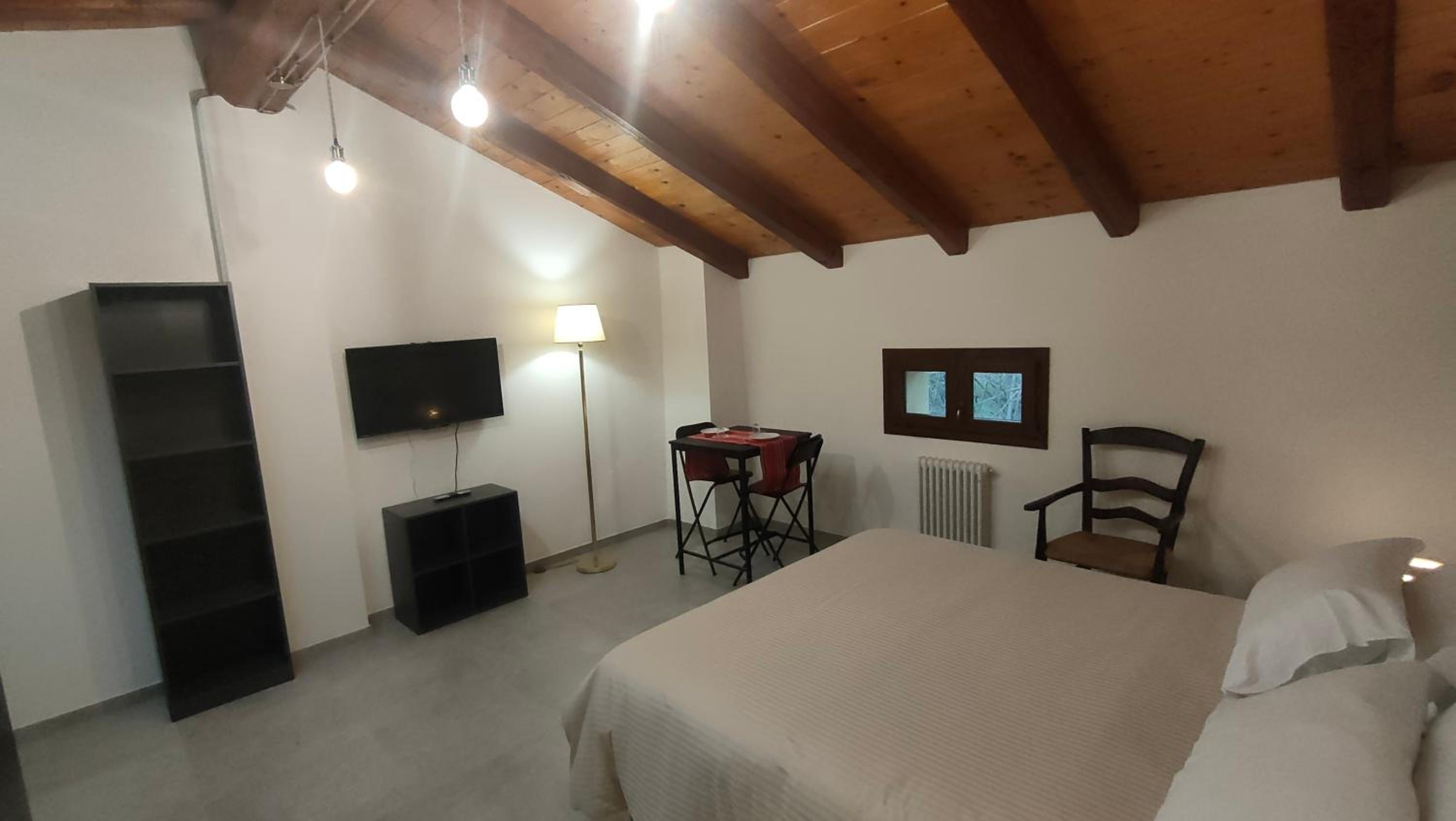 Deluxe Studio
