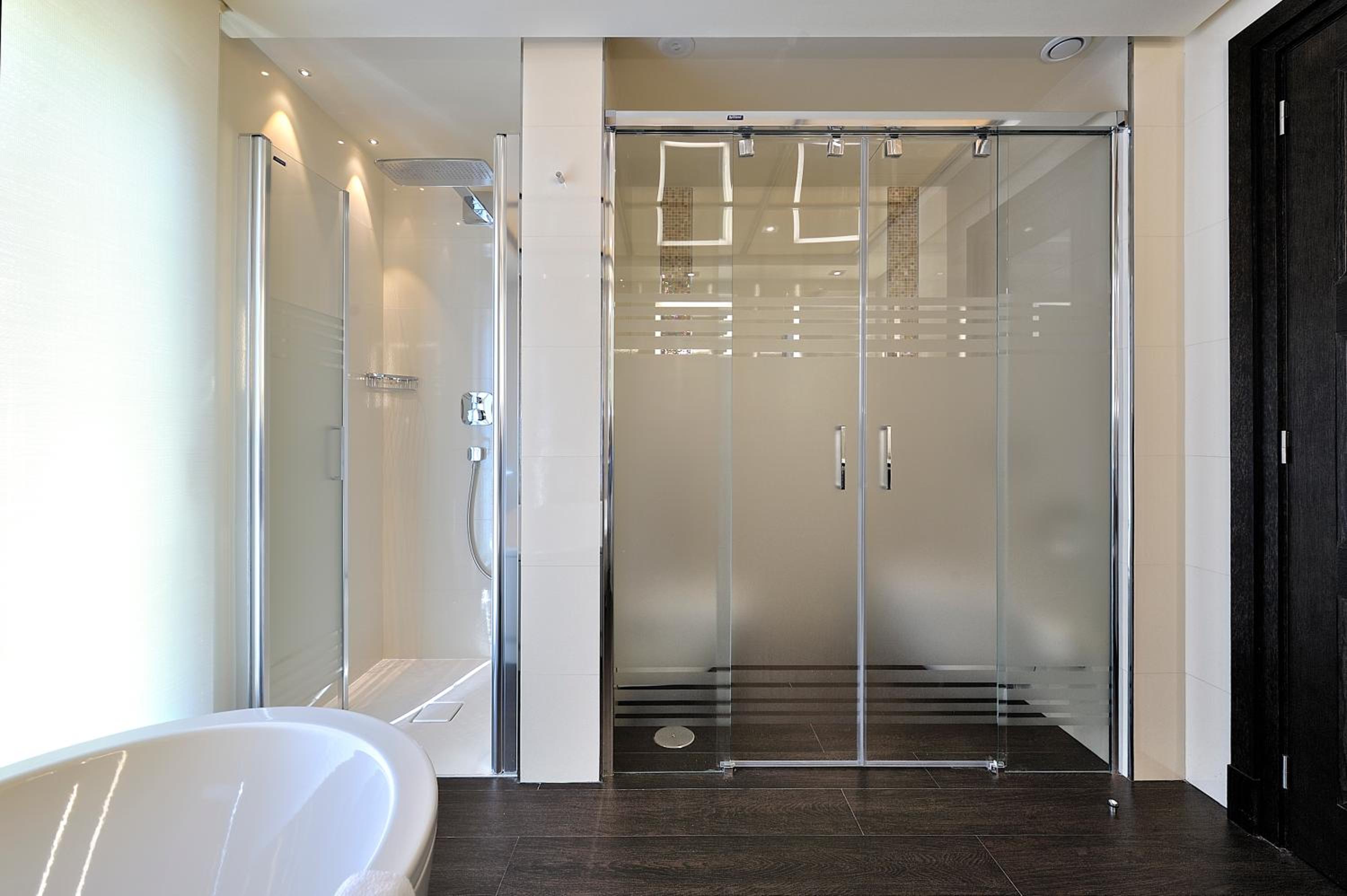 Presidential Suite for 4 Guests photo 2