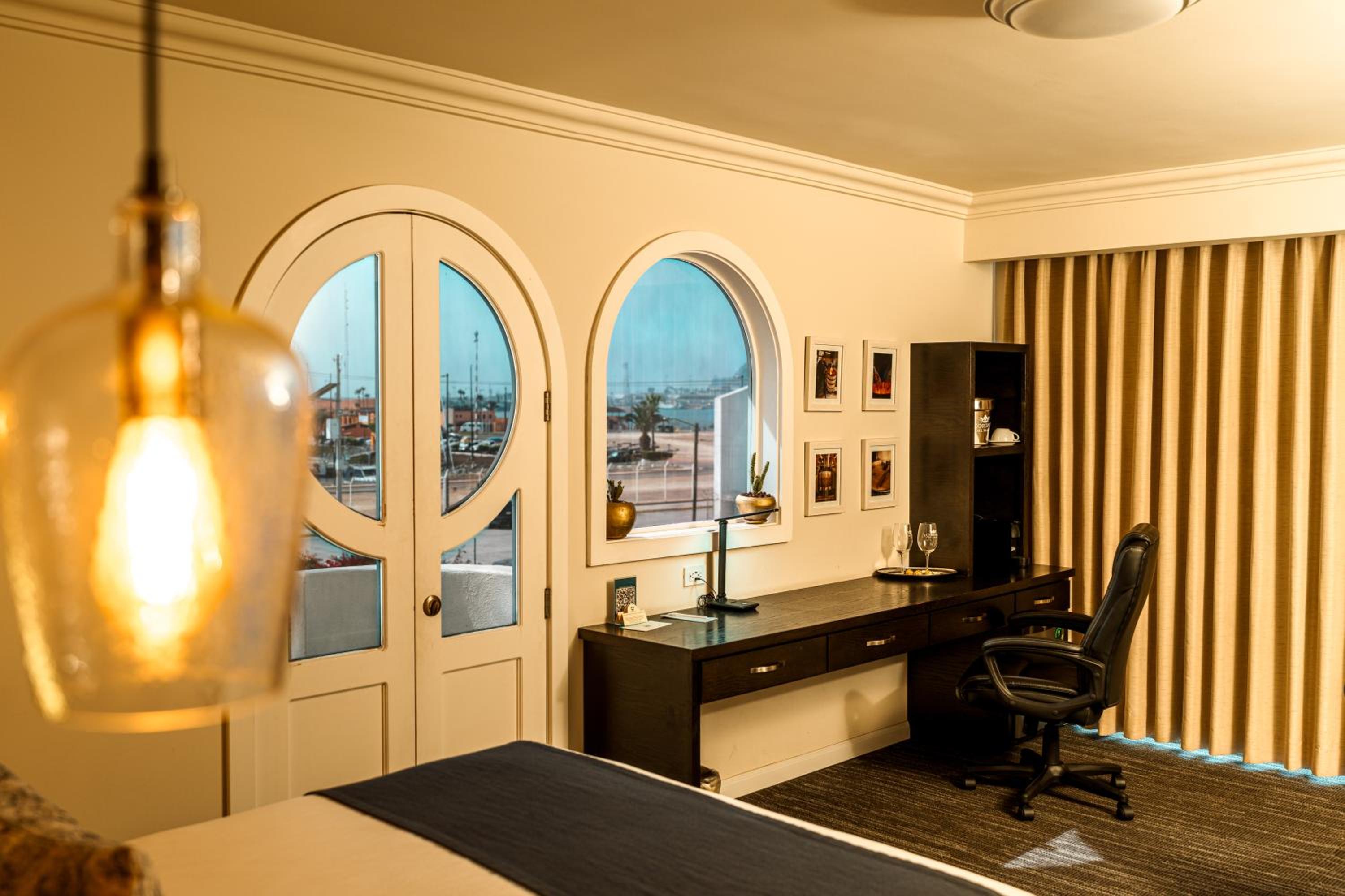 Queen Room