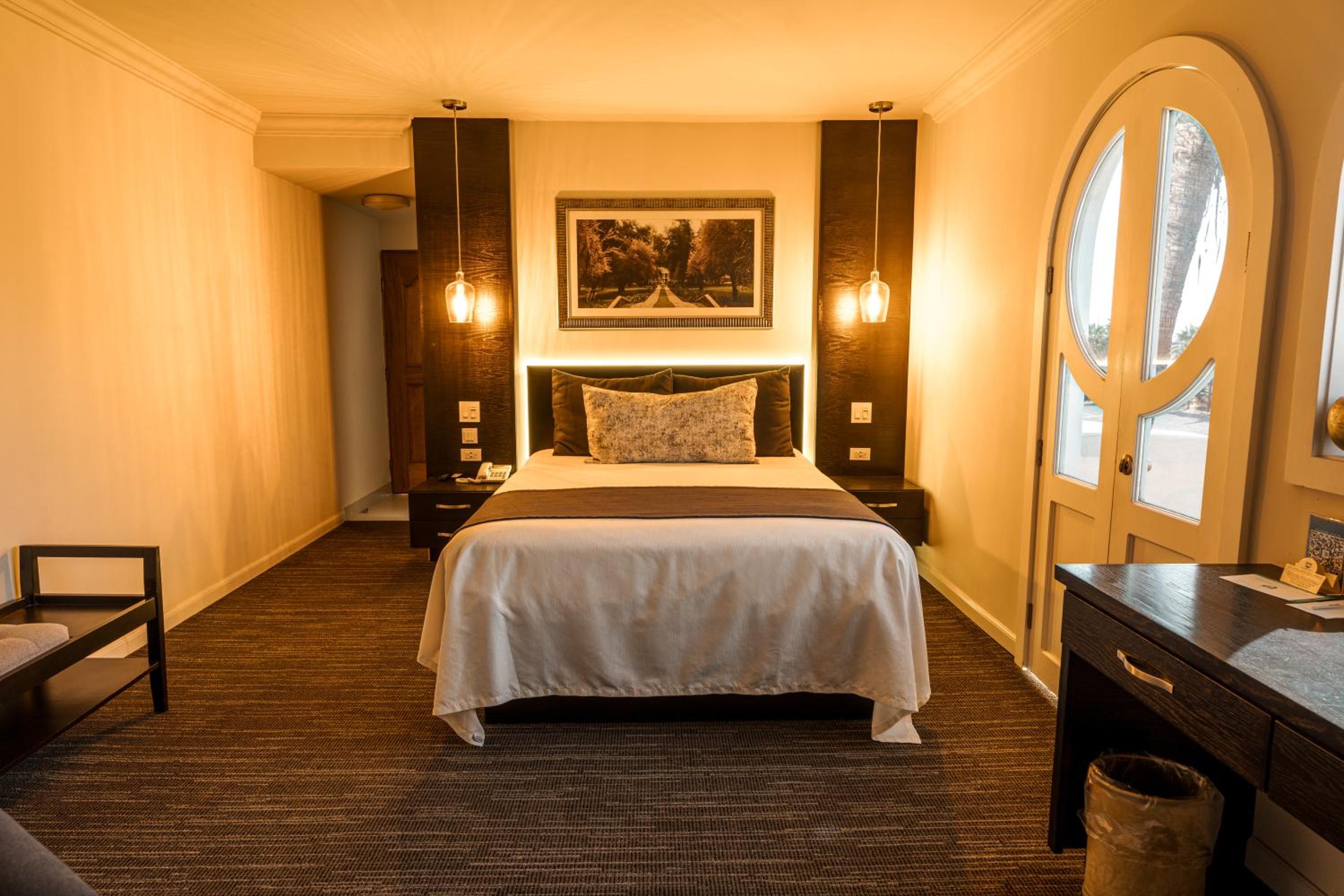 Queen Room