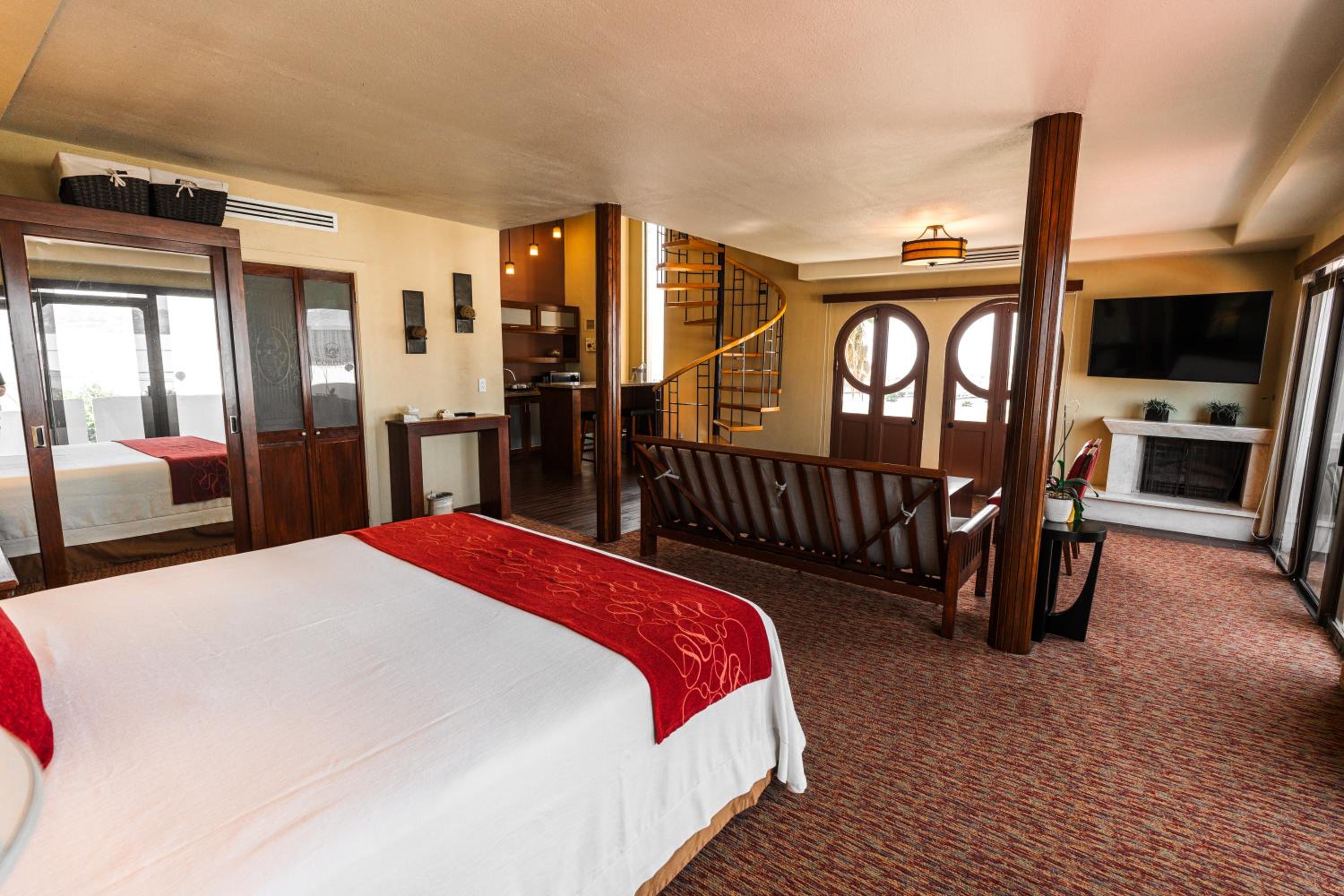King Suite with Ocean View