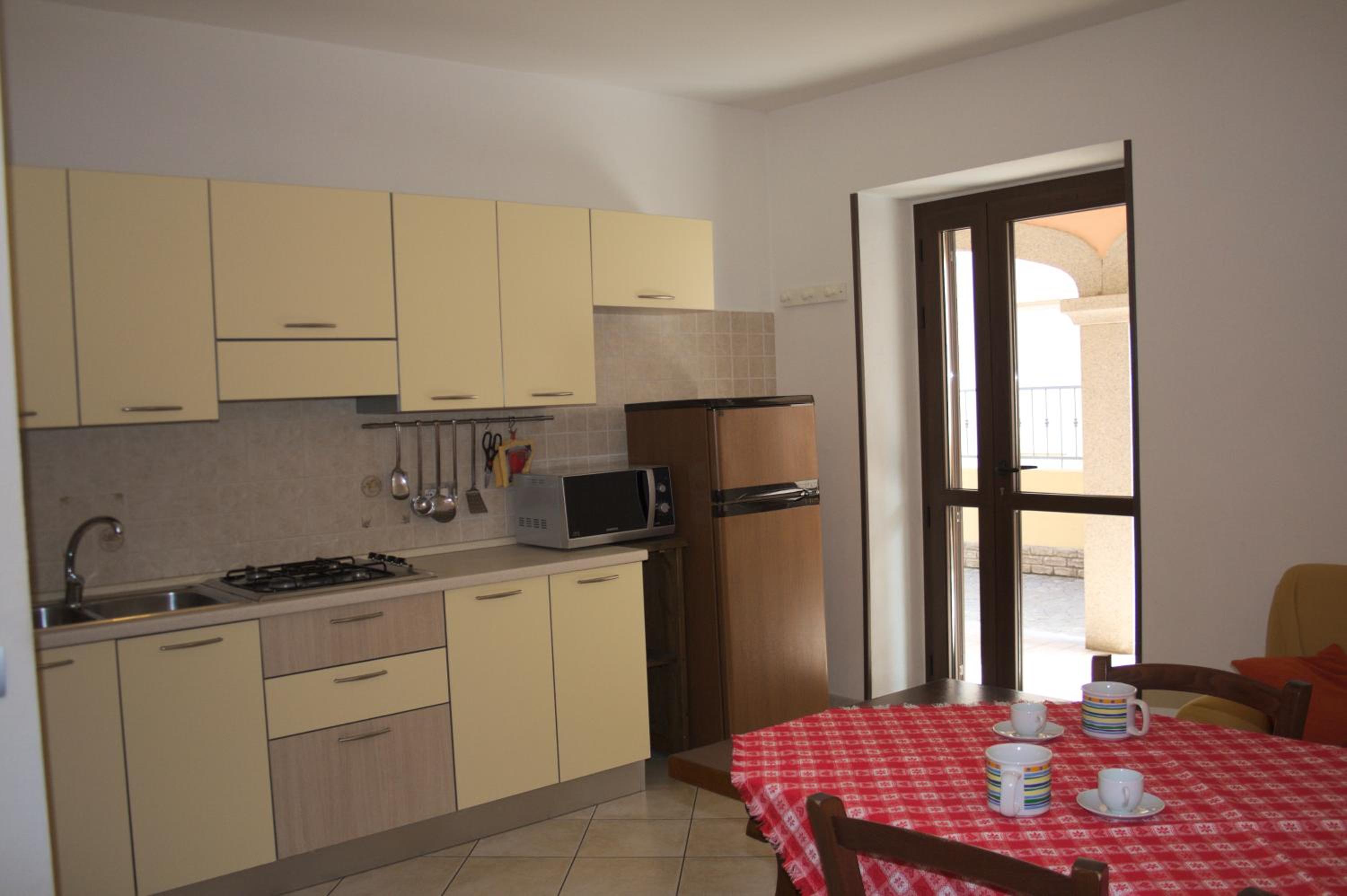 Apartment with Balcony photo 3