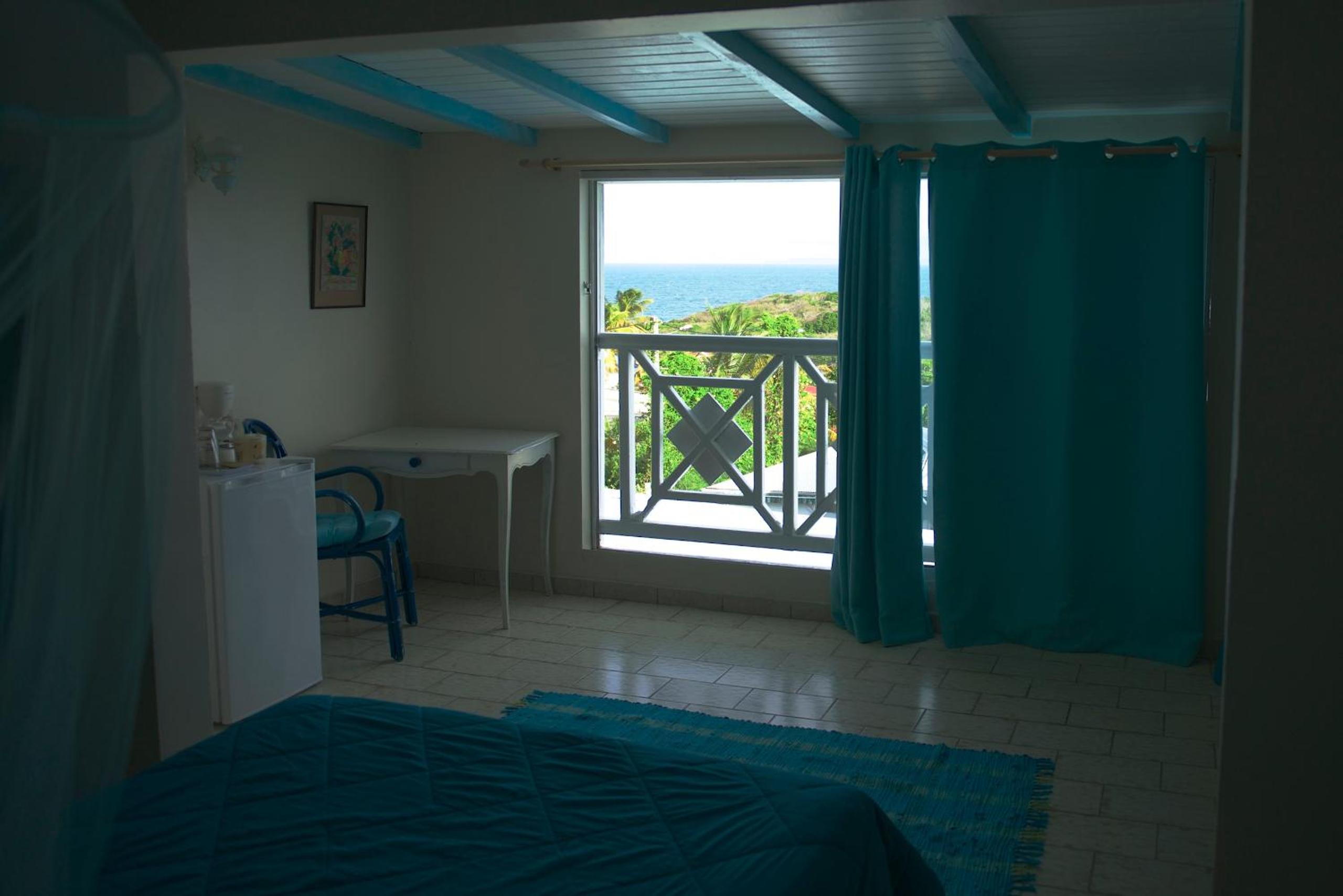 Double Room with Sea View - Photo 2