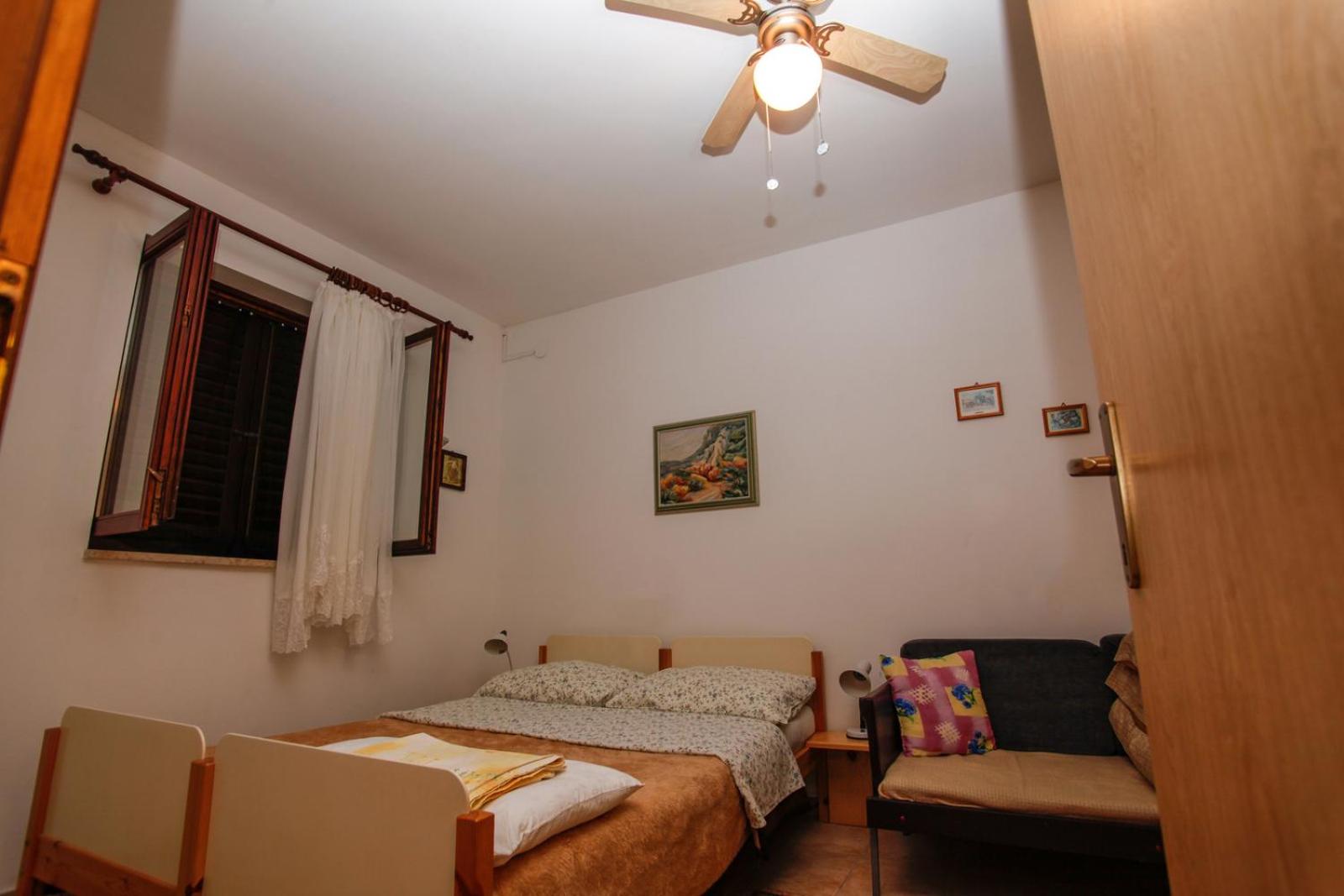 Apartment with Terrace photo 3