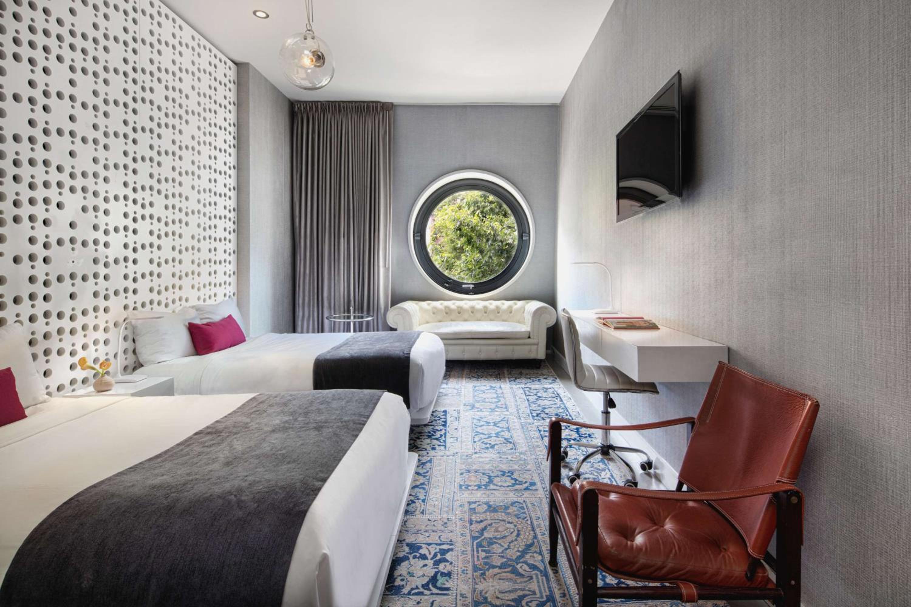 Double Room with Two Double Beds - Gold