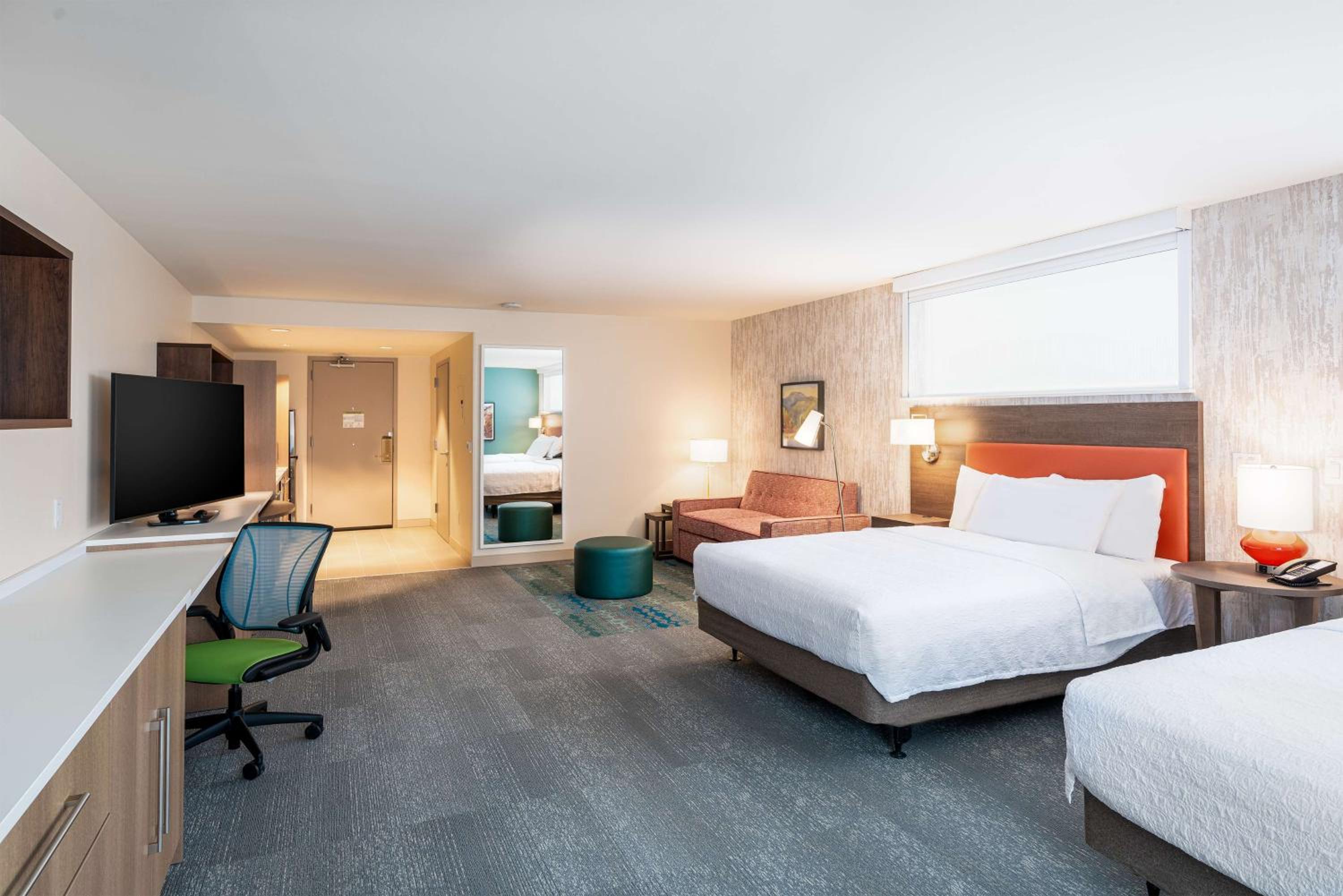 Studio Suite with Two Queen Beds - Photo 1