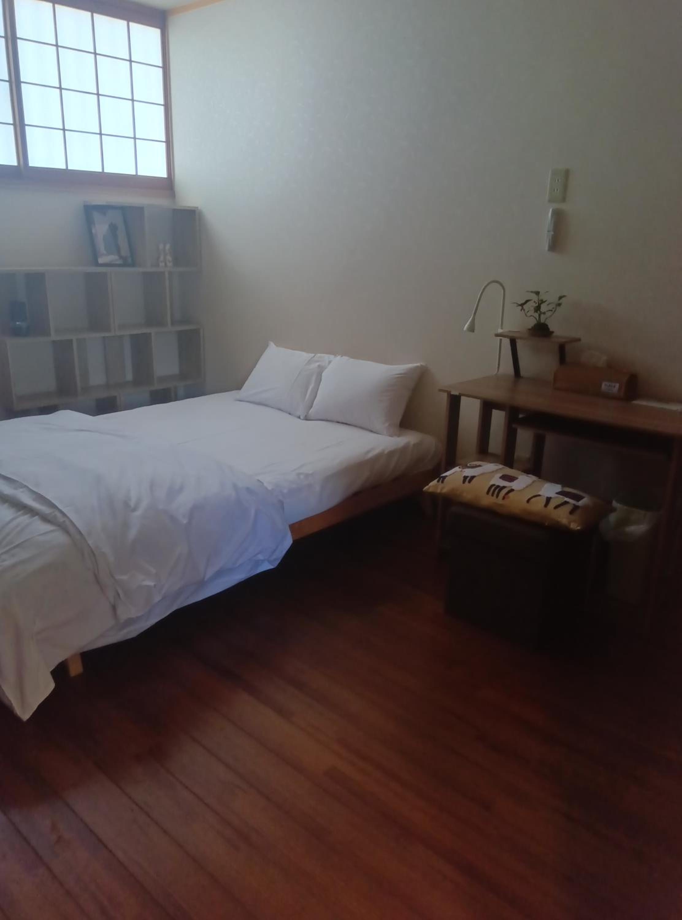 Double Room - Photo 5