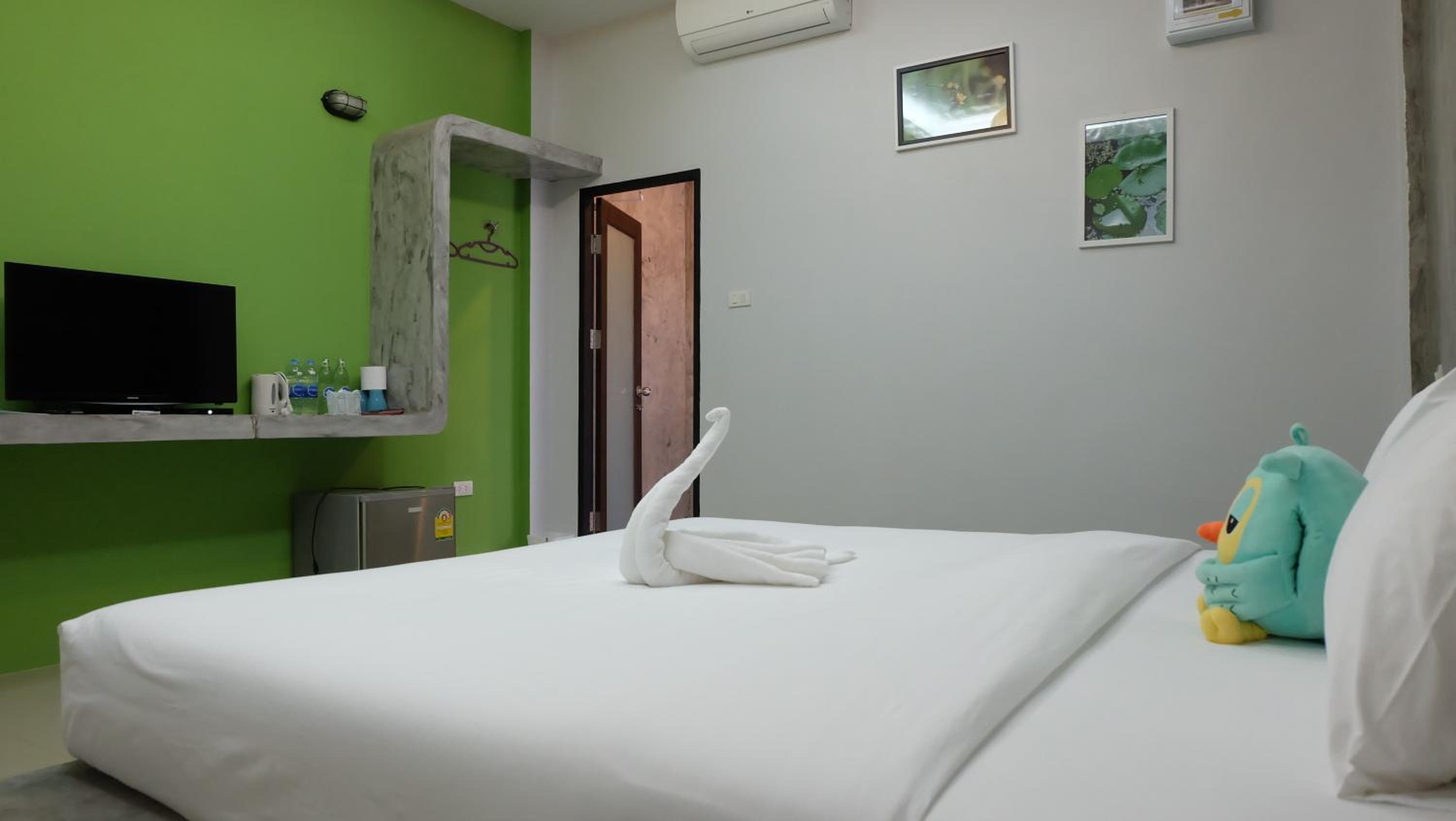 Standard Double Room photo 3