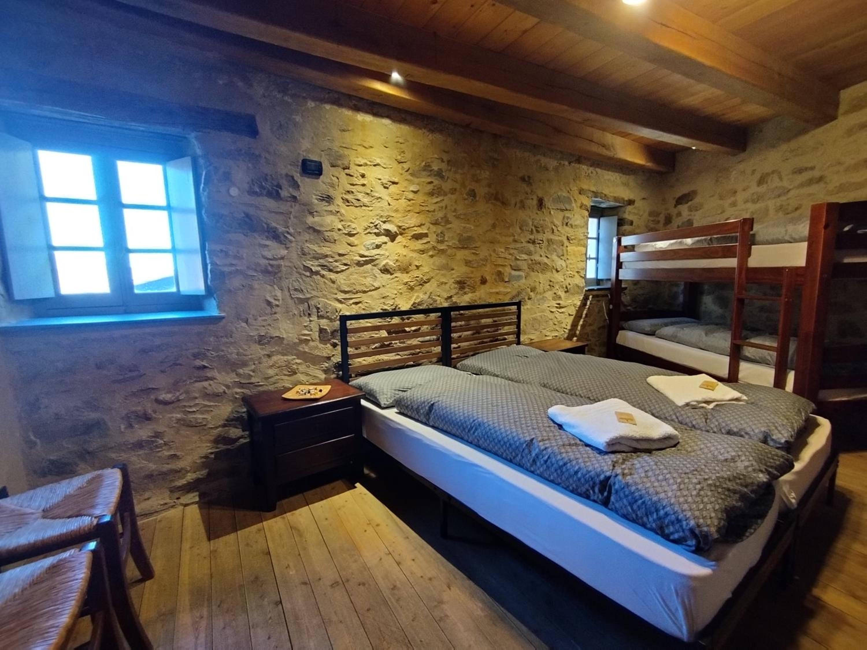 Double Room - Photo 13