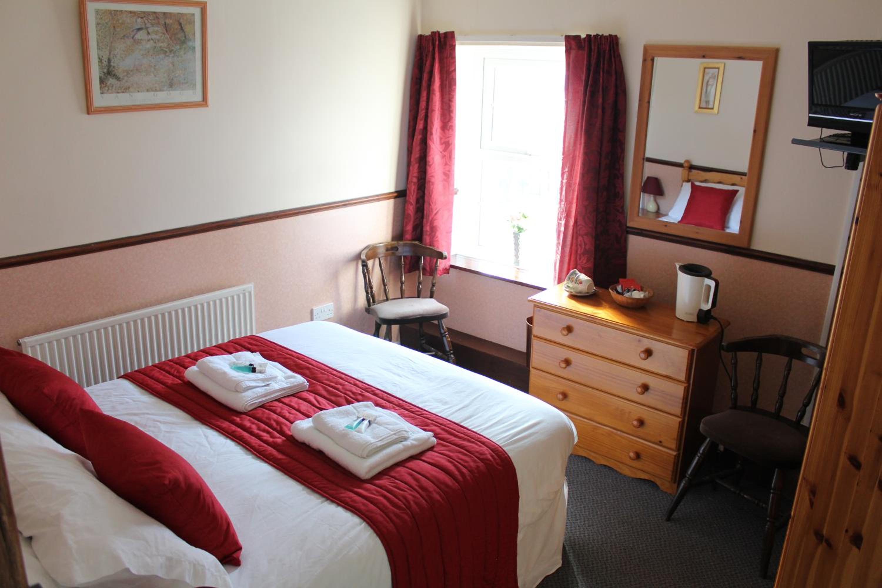 Double Room with Private Bathroom photo 3