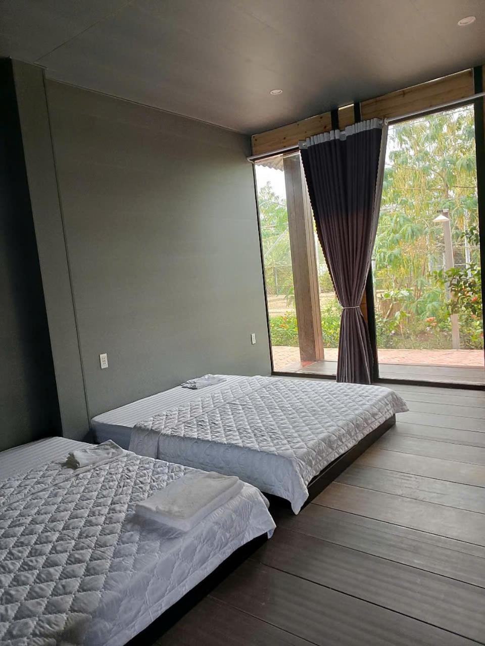 Large Double Room photo 1