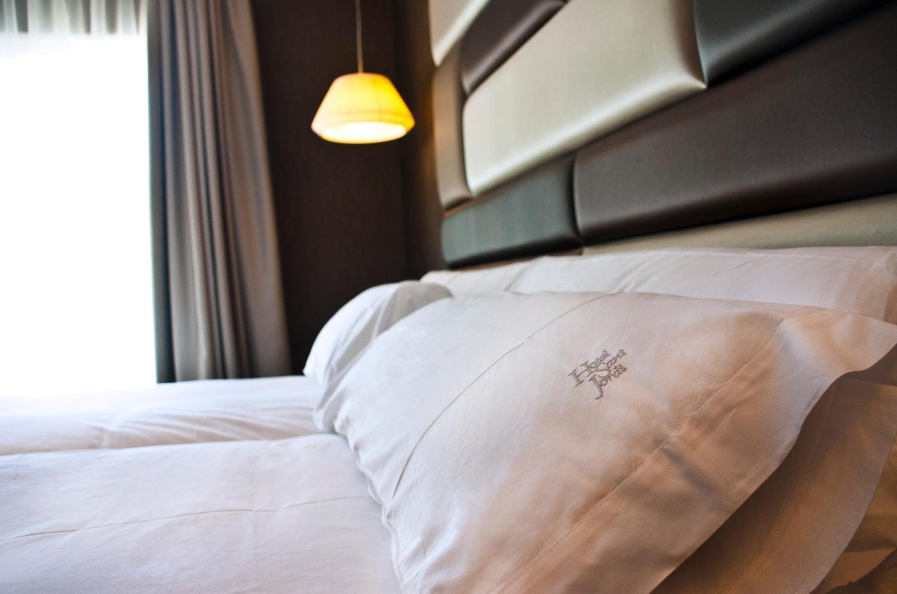 Premium Double Room - Photo 3