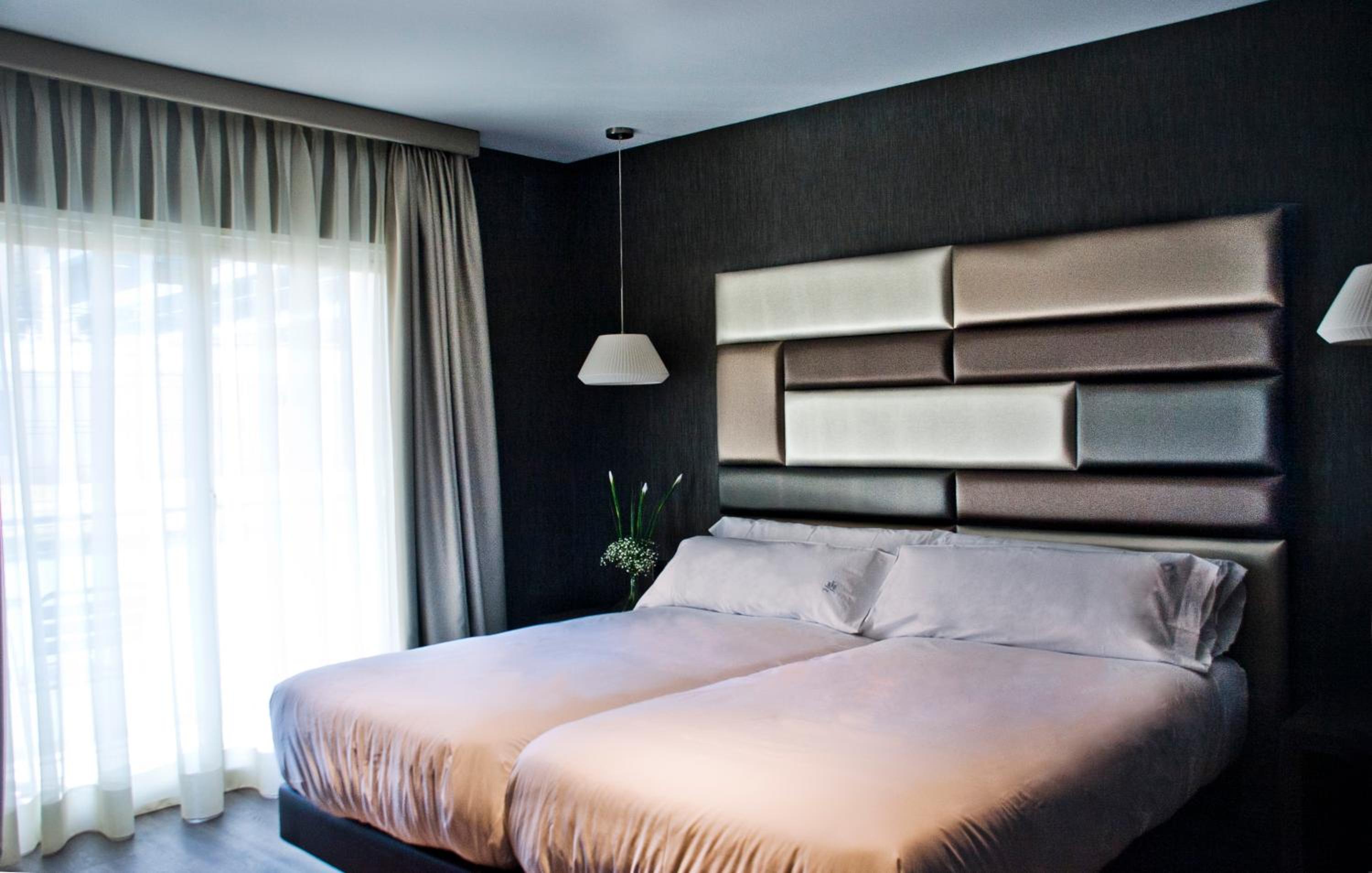 Premium Double Room - Photo 2