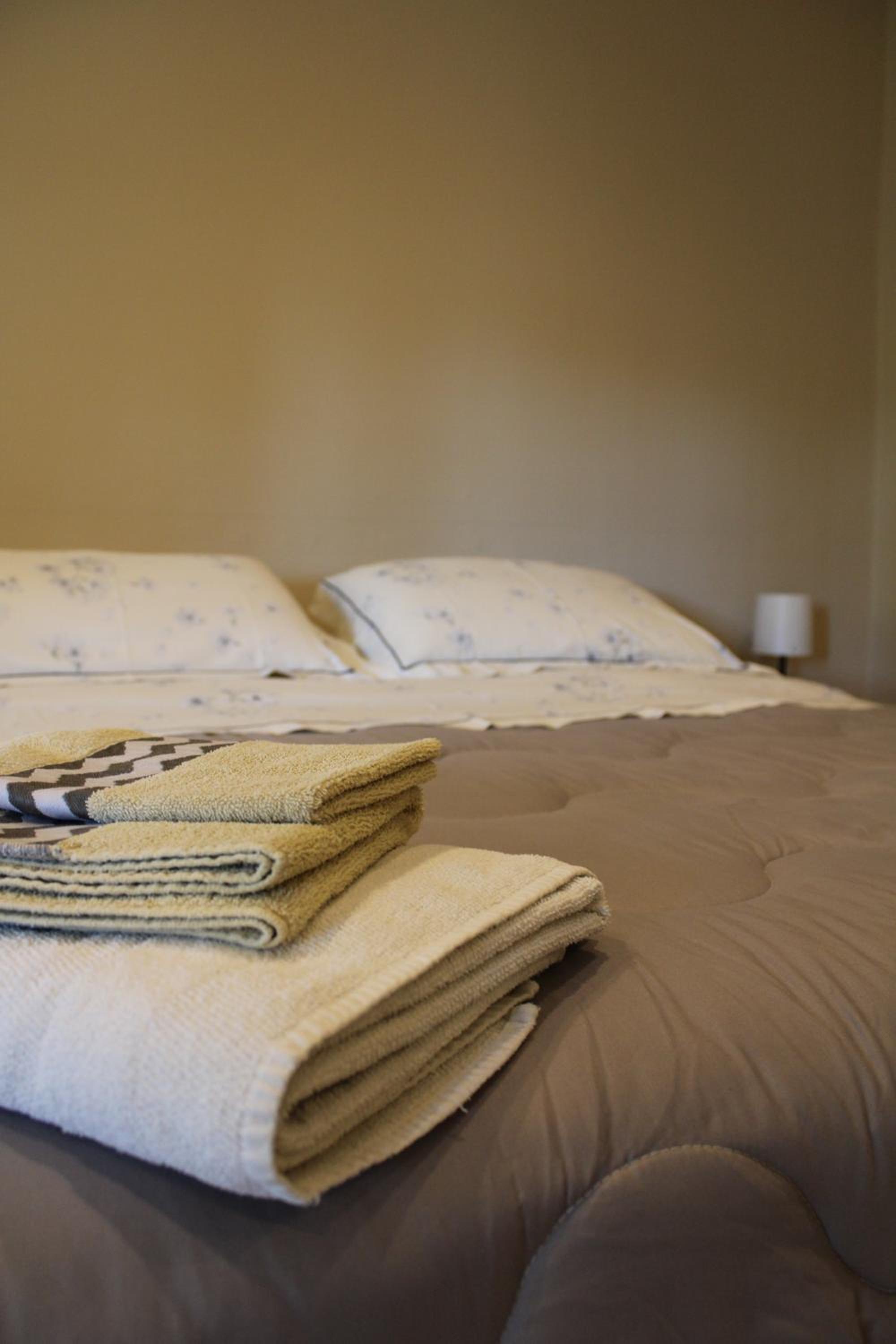Budget Twin Room - Photo 2