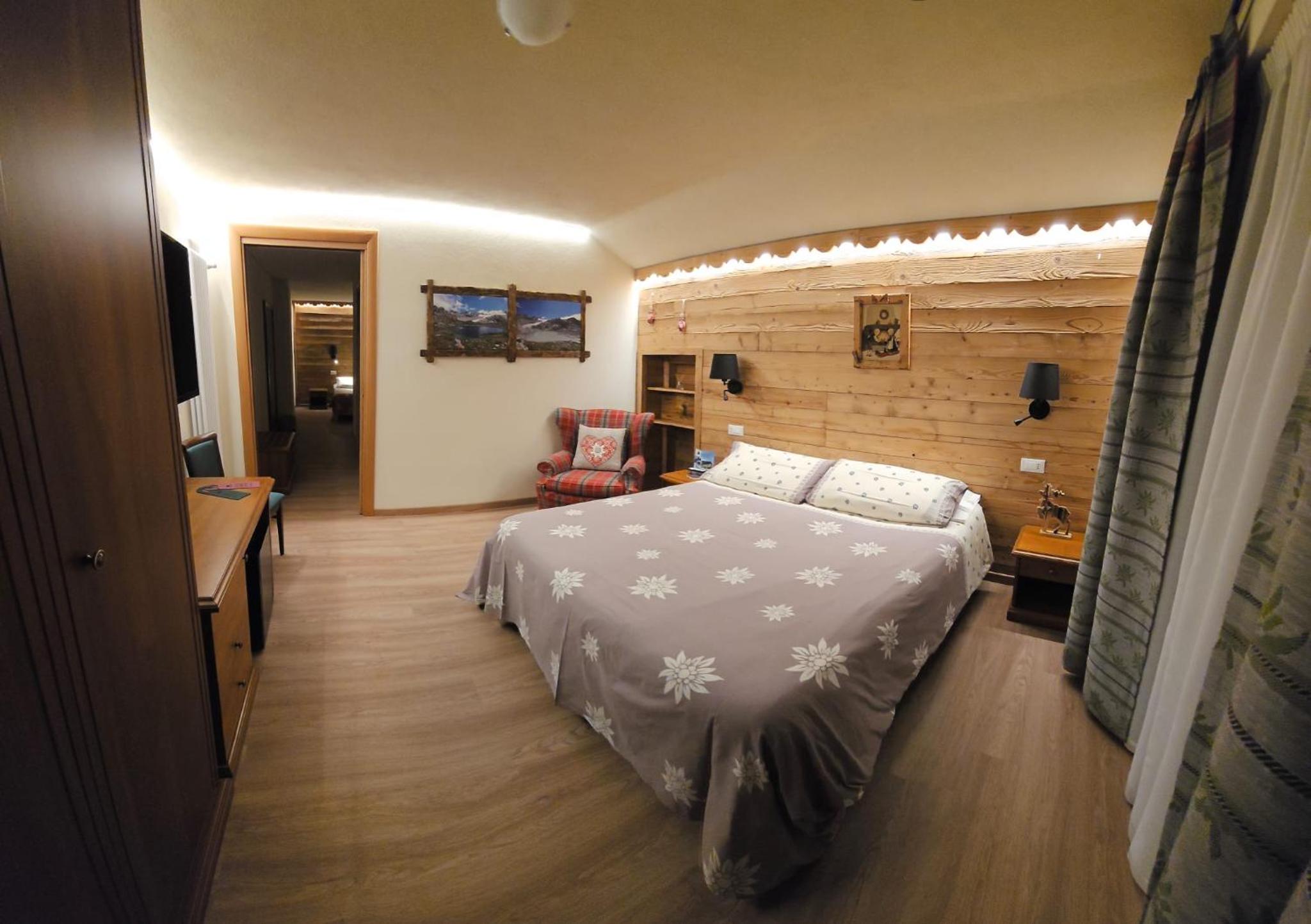 Comfort Quadruple Room