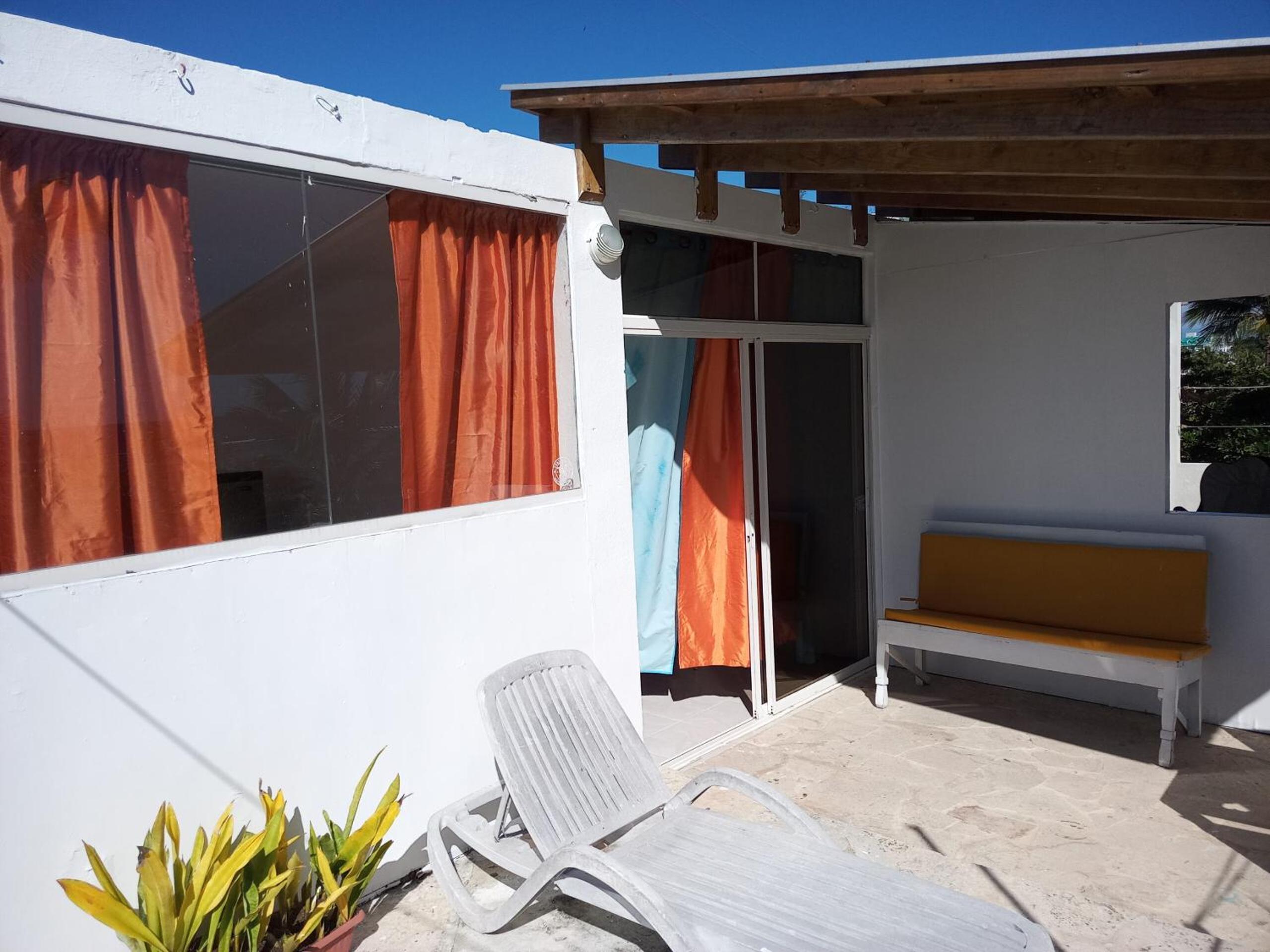 One-Bedroom Apartment with Sea View and Terrace photo 2