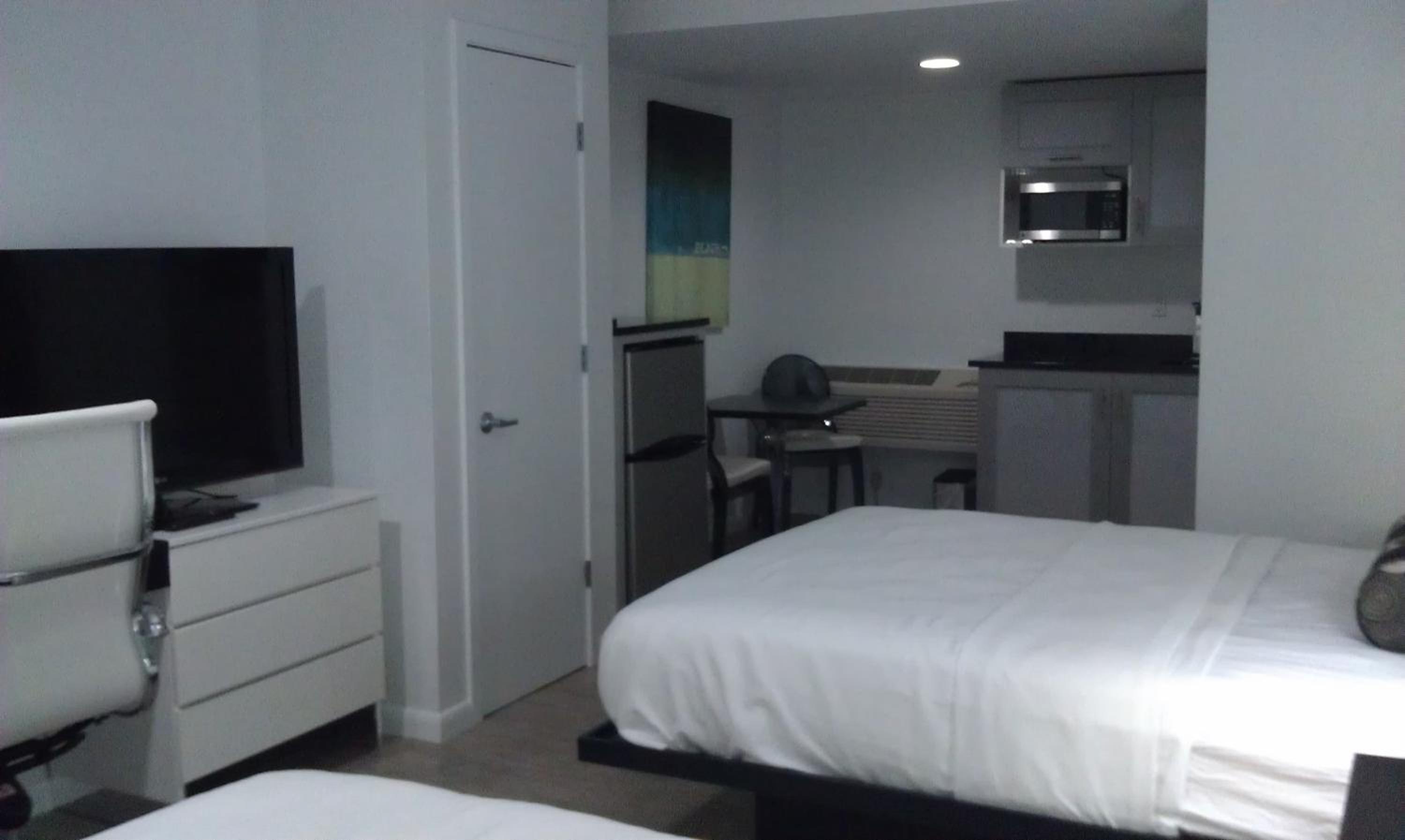 Deluxe Queen Room with Two Queen Beds