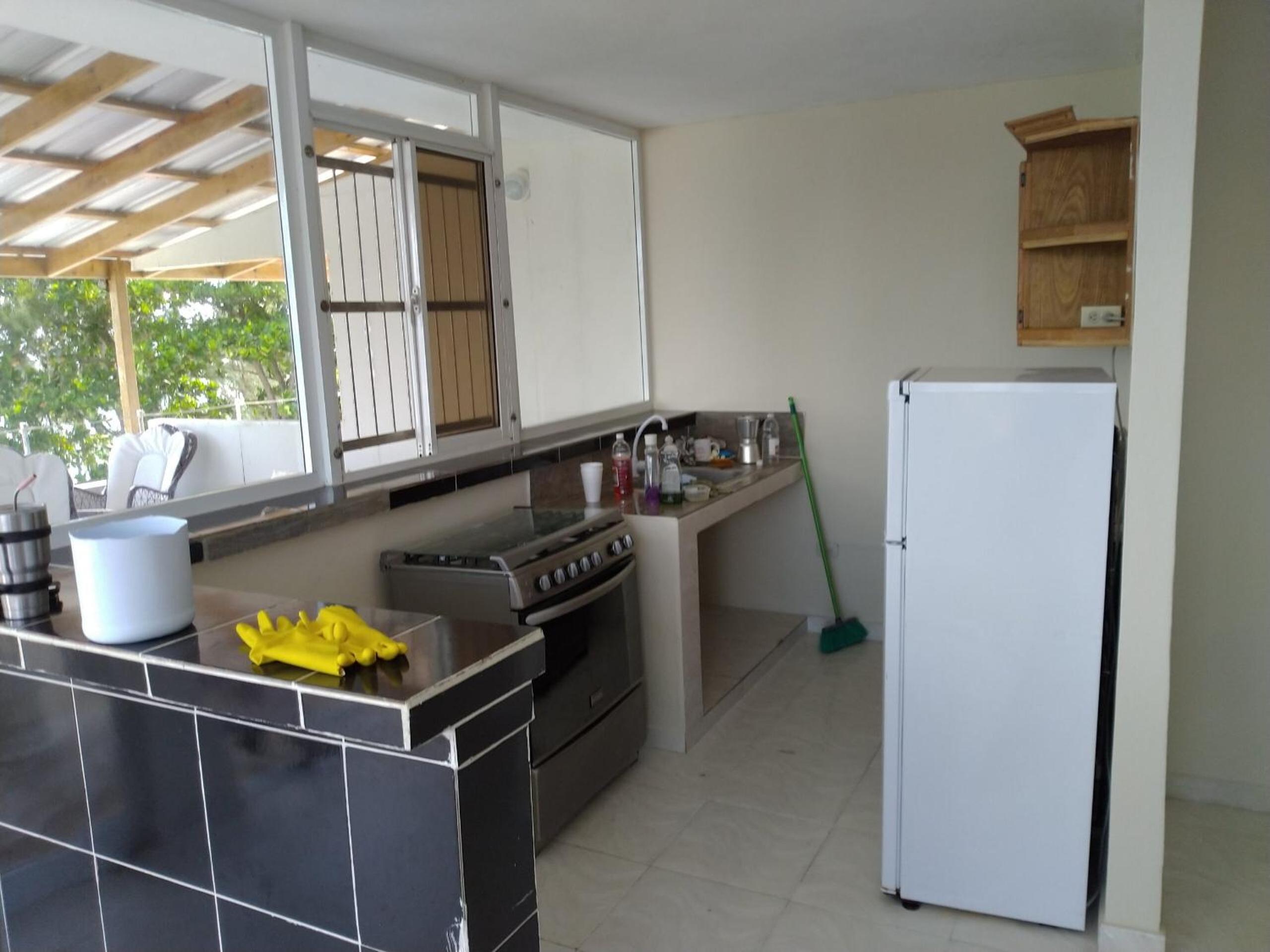 Two-Bedroom Apartment with Terrace and Sea View photo 3