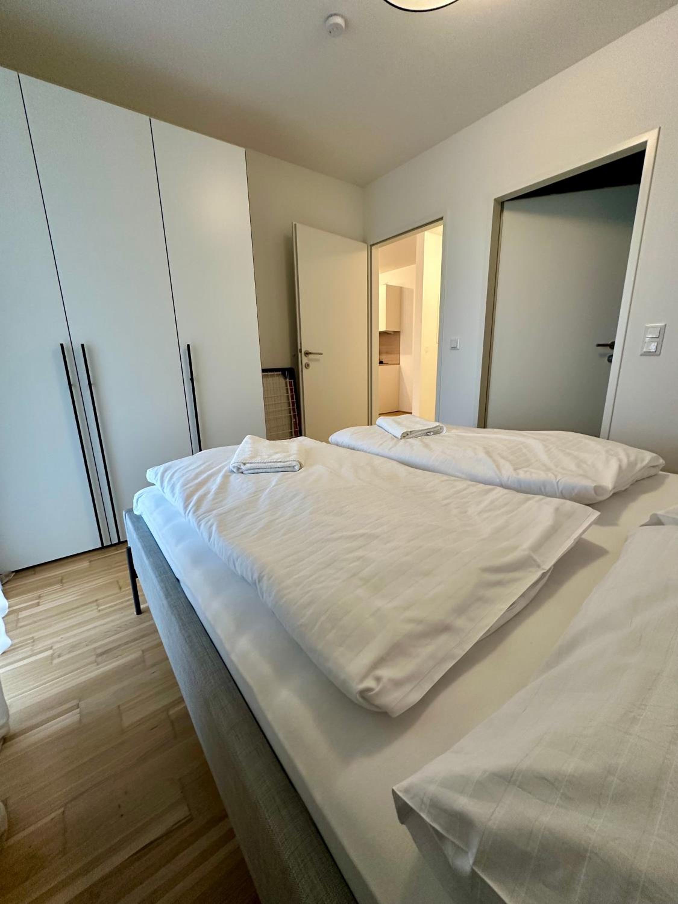 One-Bedroom Apartment with Balcony