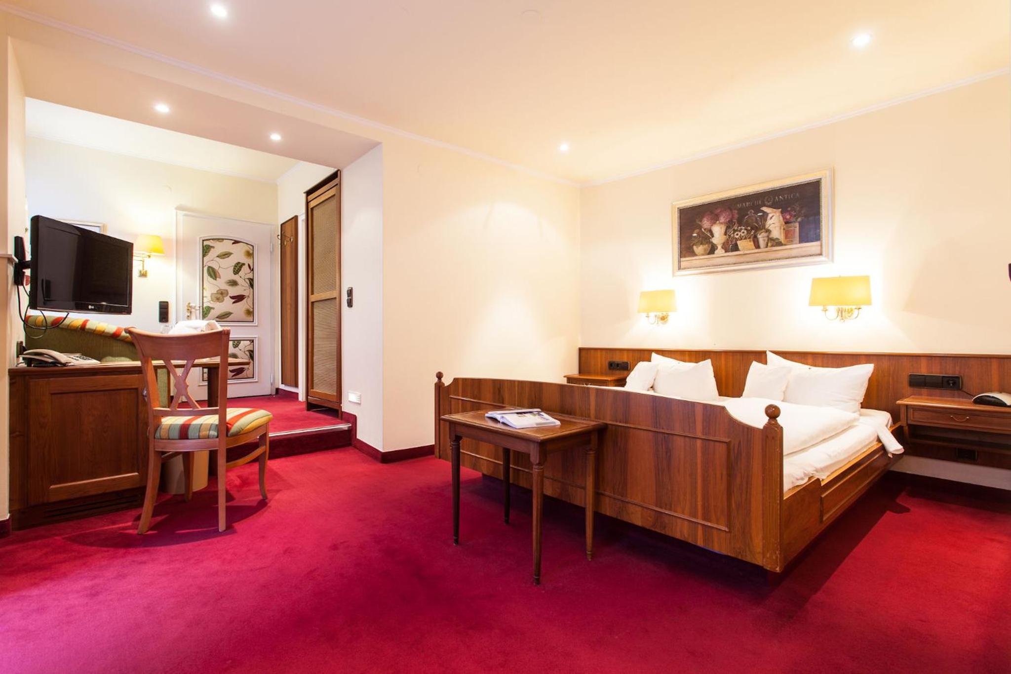 Classic Double Room - Photo 5
