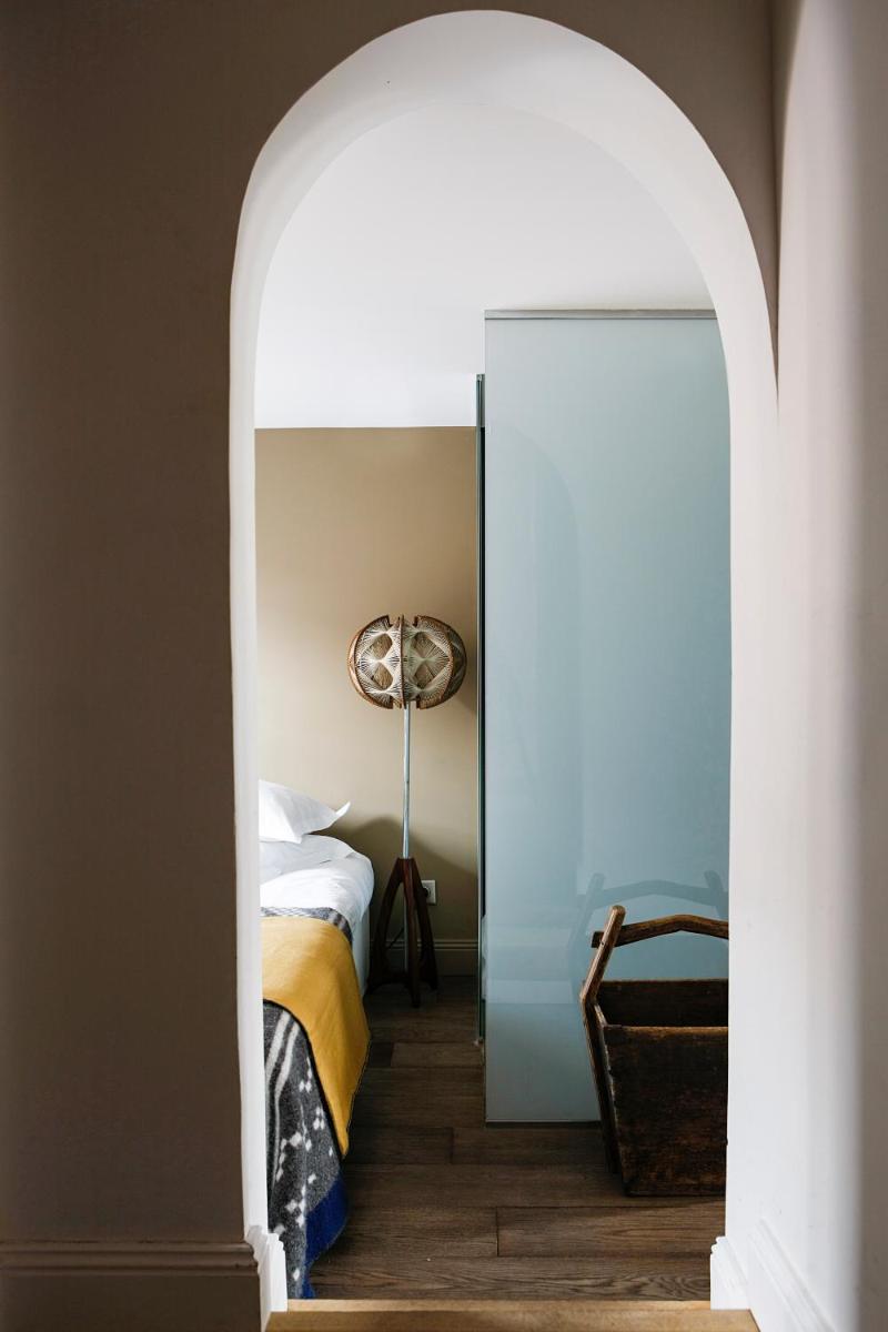 Suite - 14 photo 2
