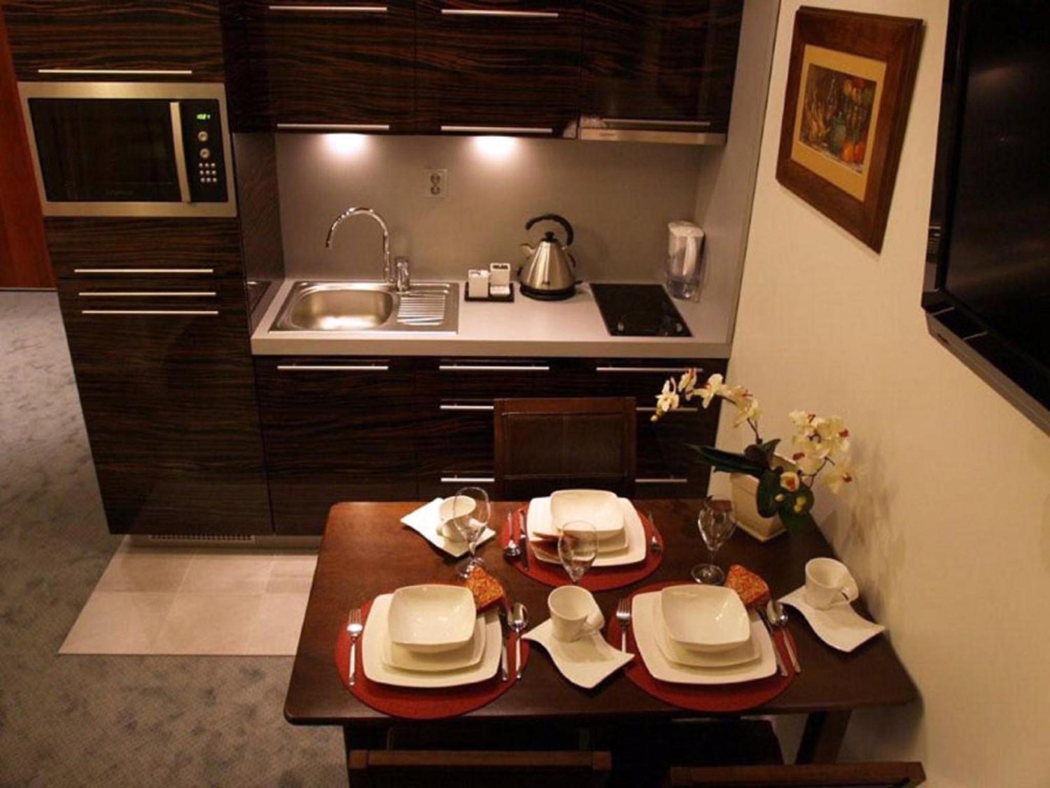 Apartment with Terrace - Photo 8