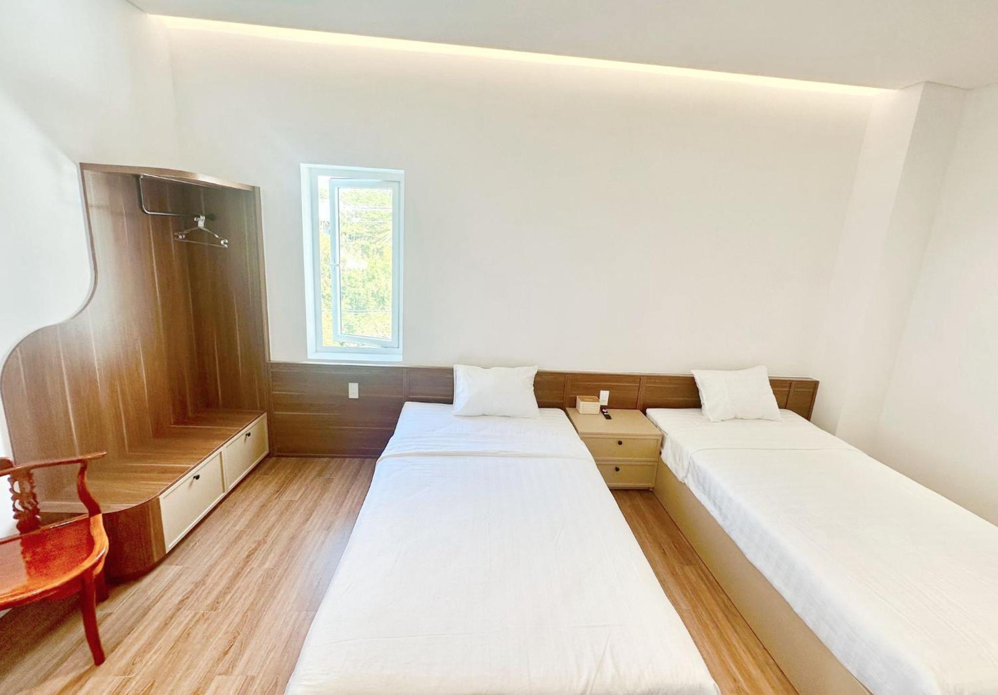 Deluxe Double or Twin Room - Photo 3
