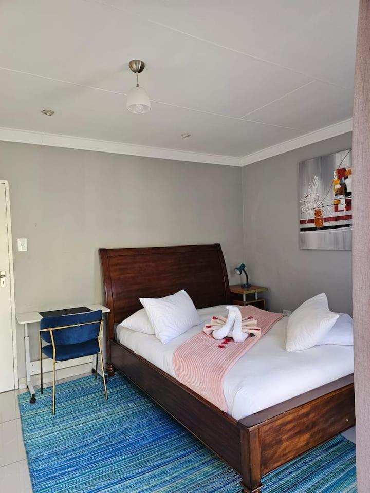 Double Room with Garden View photo 3
