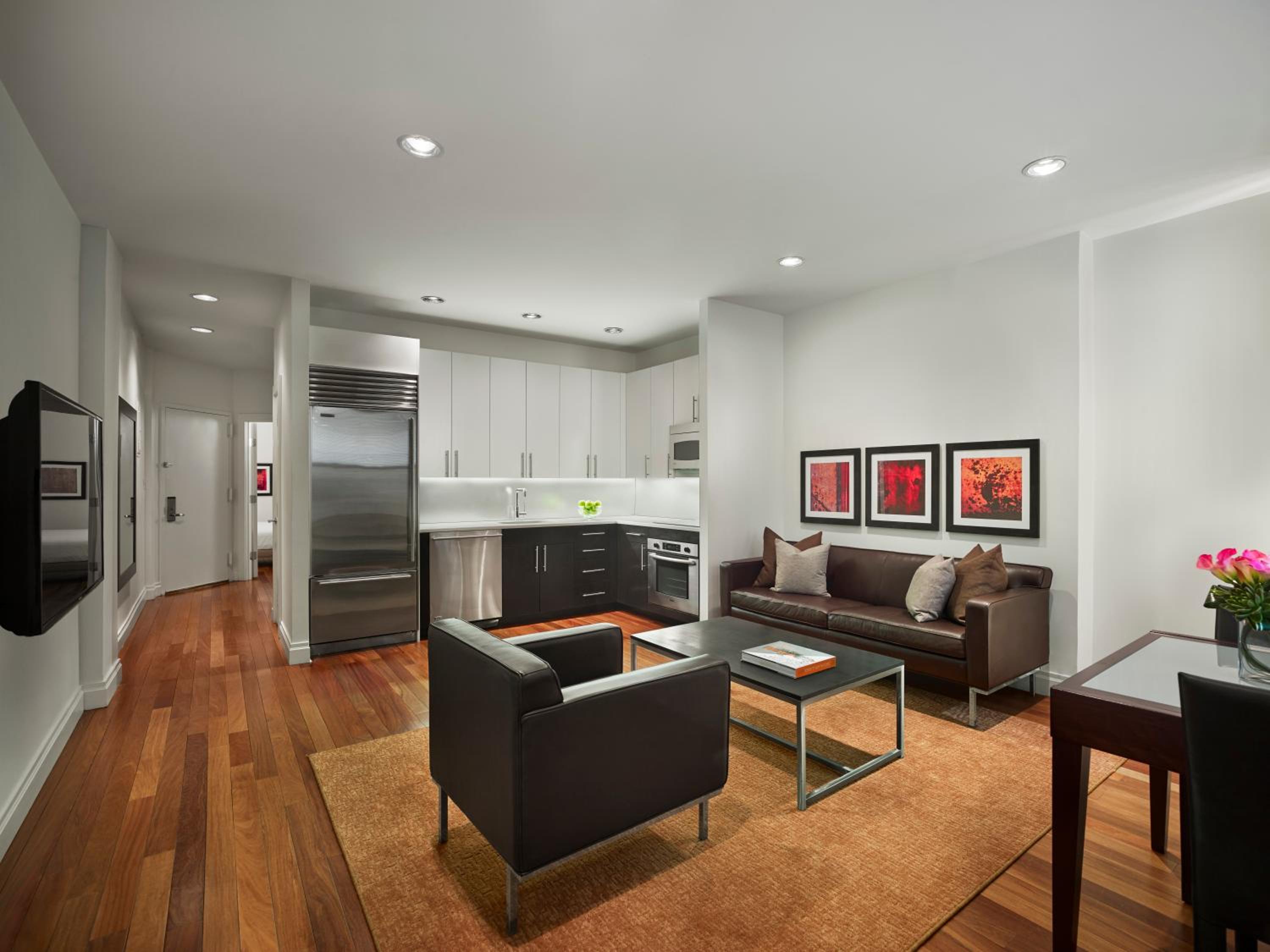 One Bedroom Suite photo 1