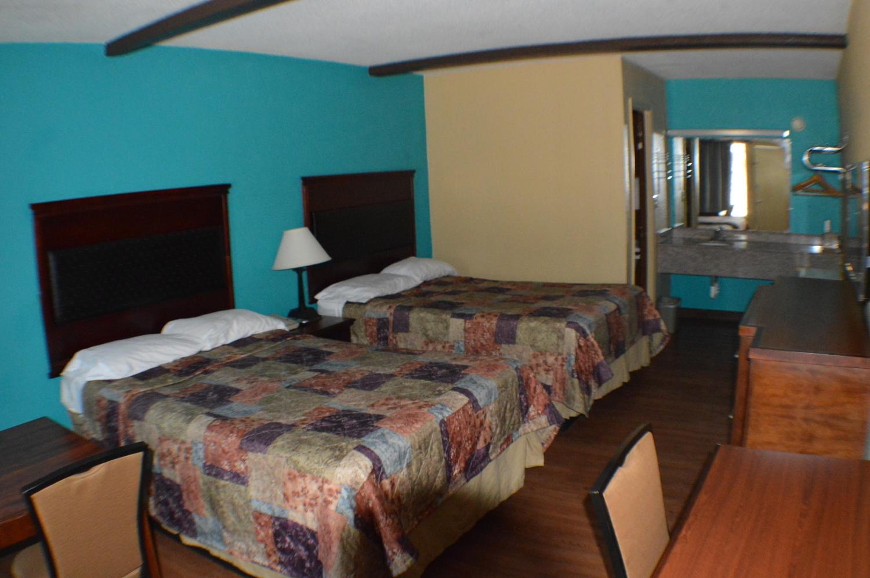 Double Room with Two Double Beds - Smoking
