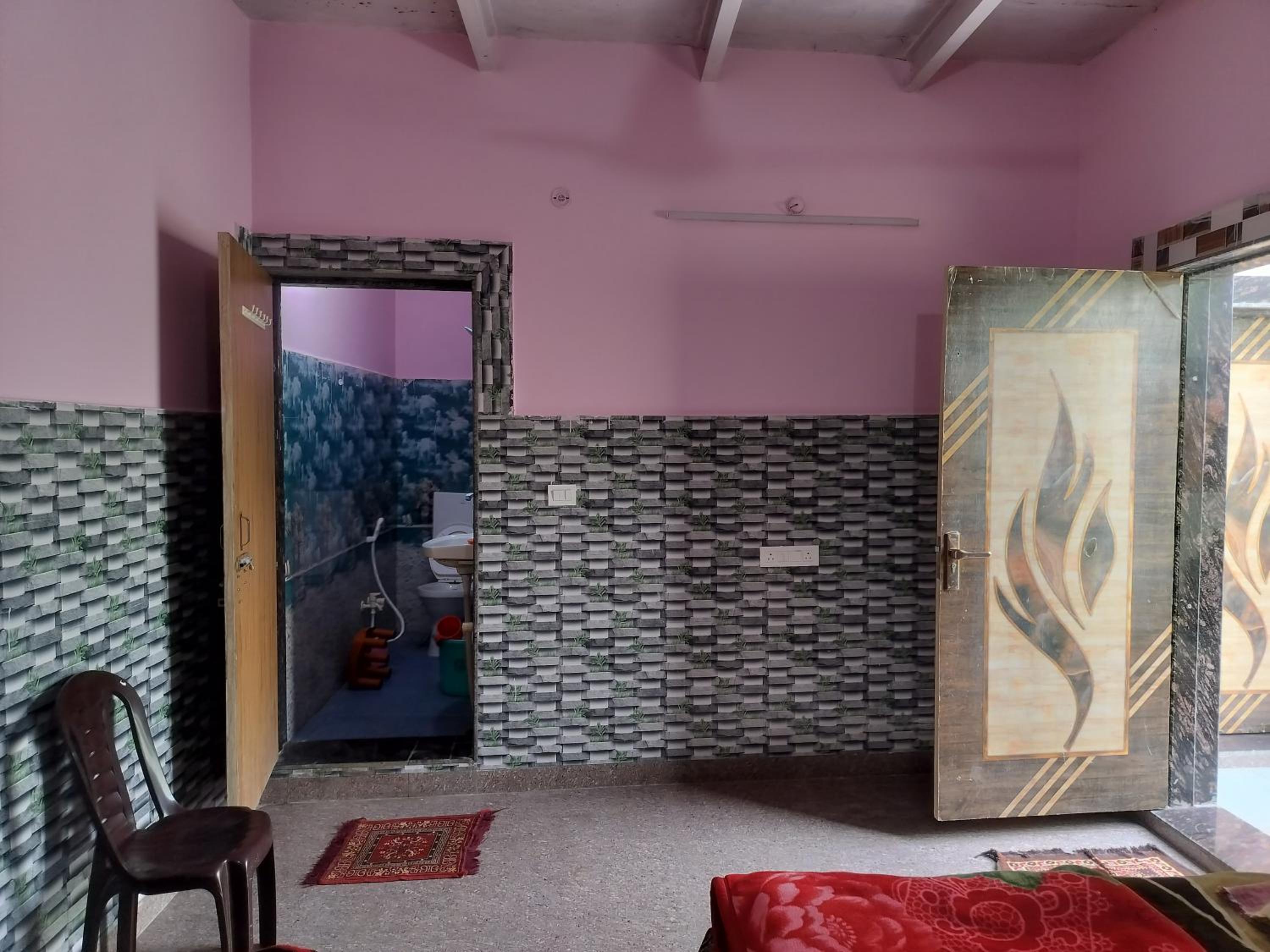 Double Room with Private Bathroom photo 2