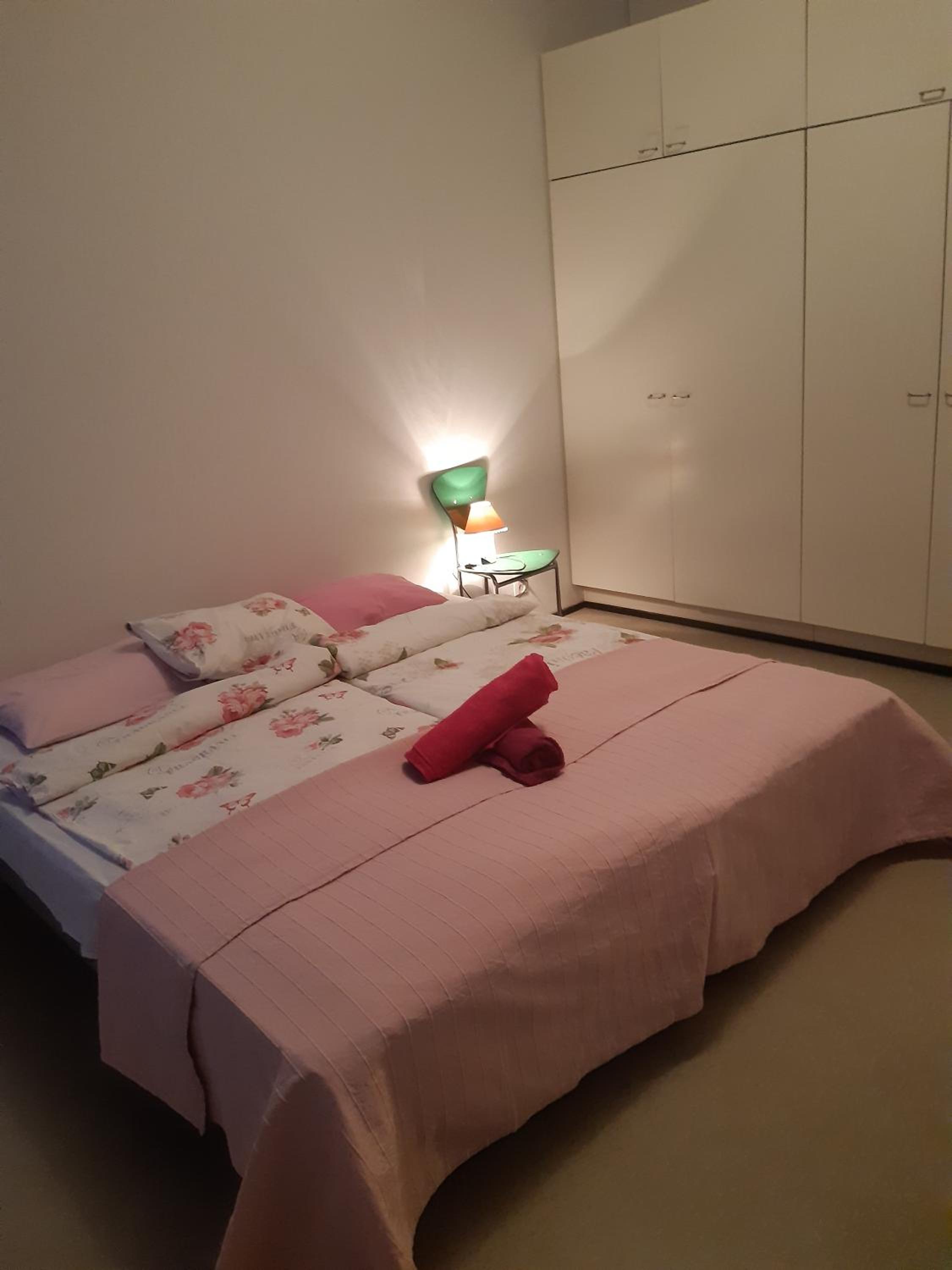 Two-Bedroom Apartment - Photo 3