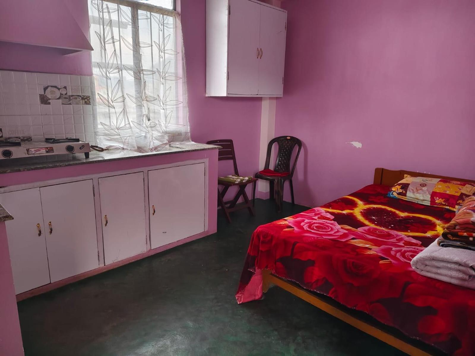 Budget Double Room photo 2