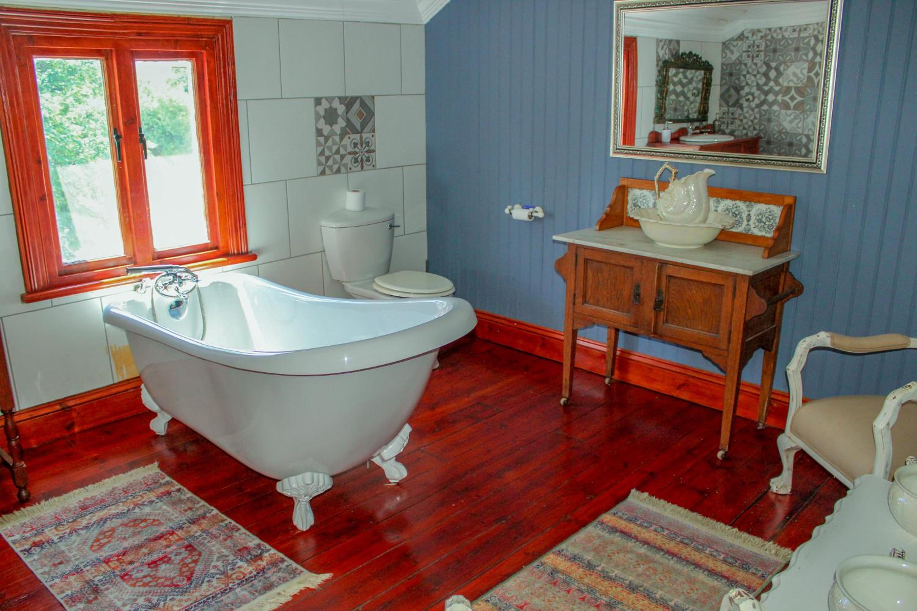 Queen Room - Photo 11
