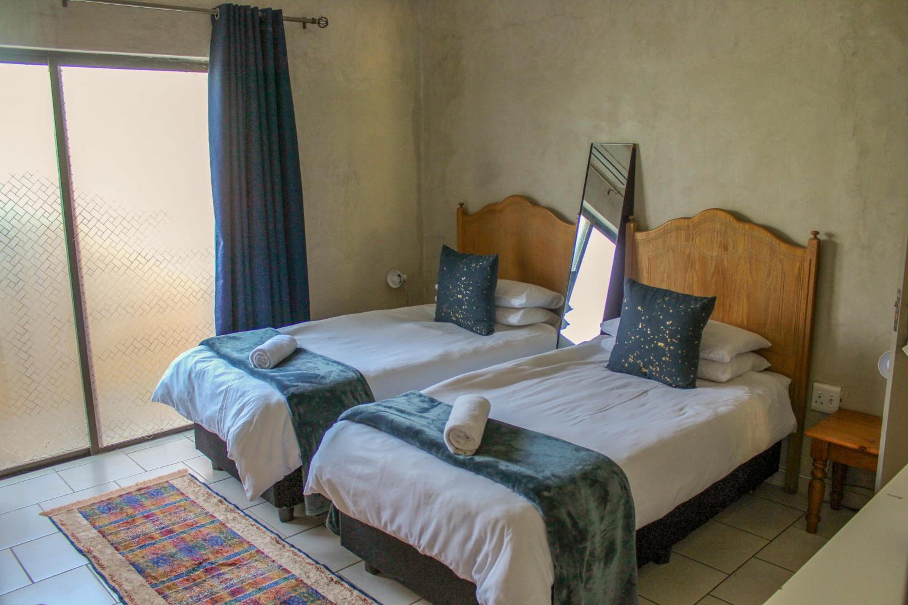 Double or Twin Room - Photo 1