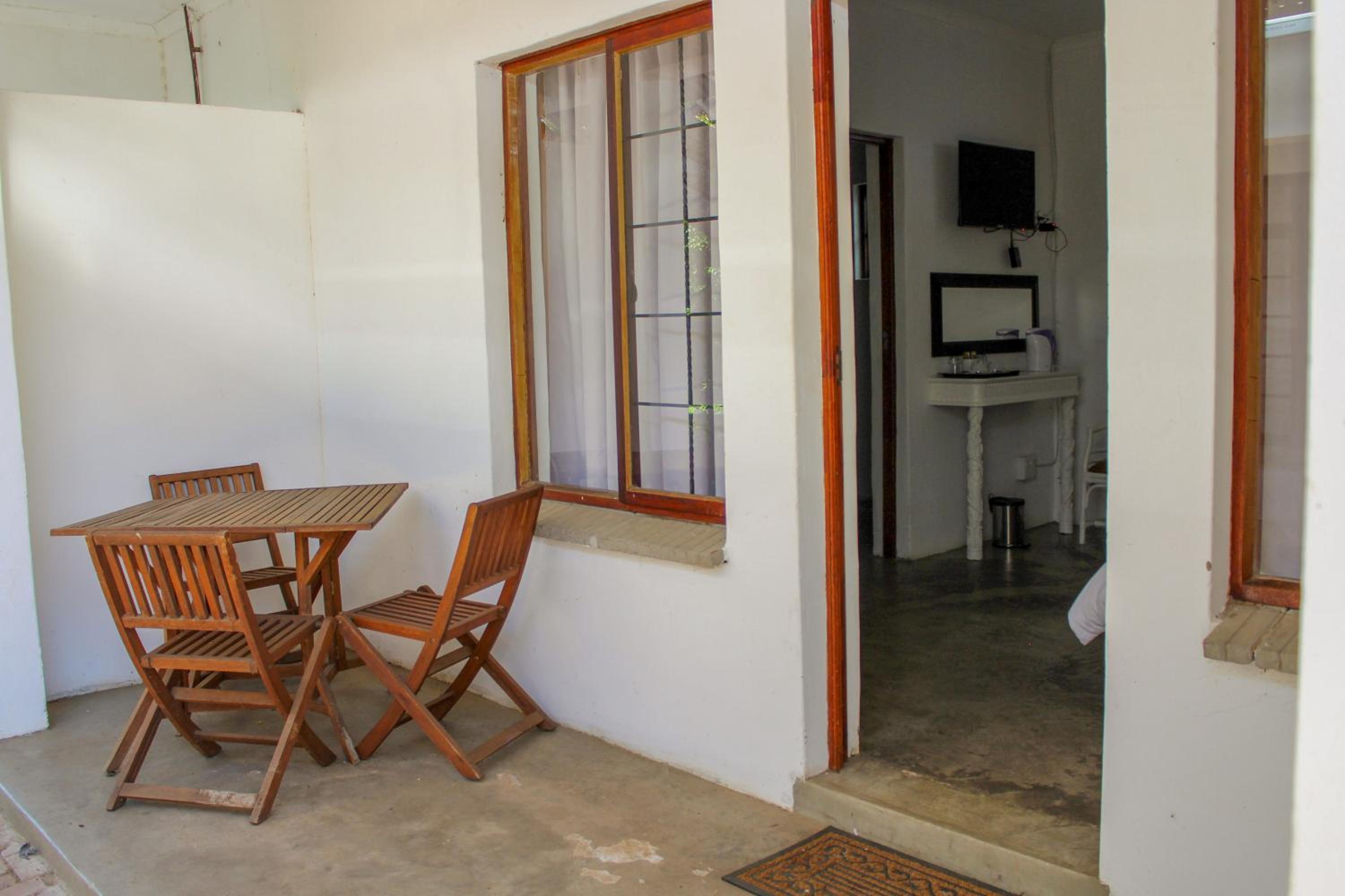 Standard Double or Twin Room - Photo 1