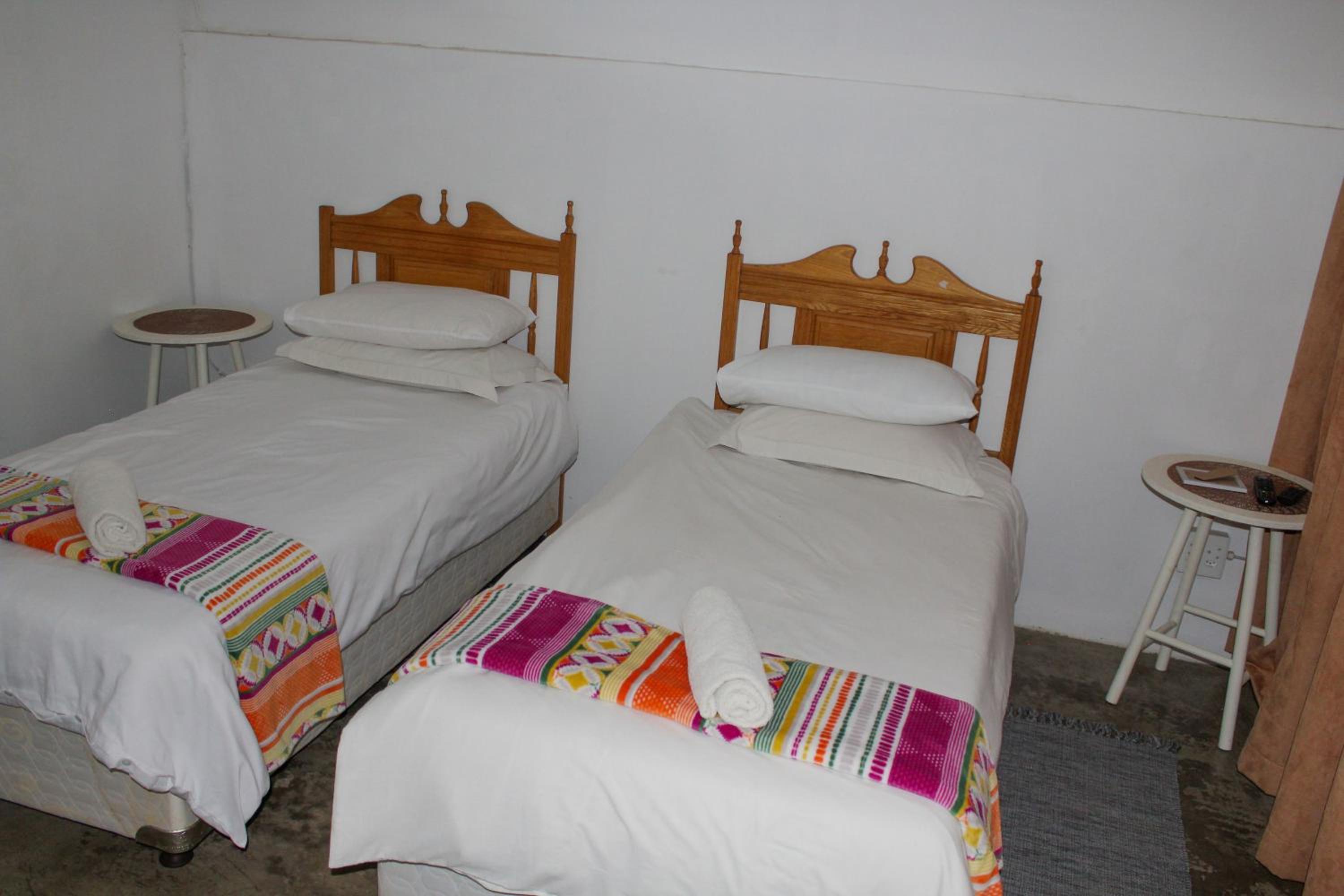 Standard Double or Twin Room - Photo 3