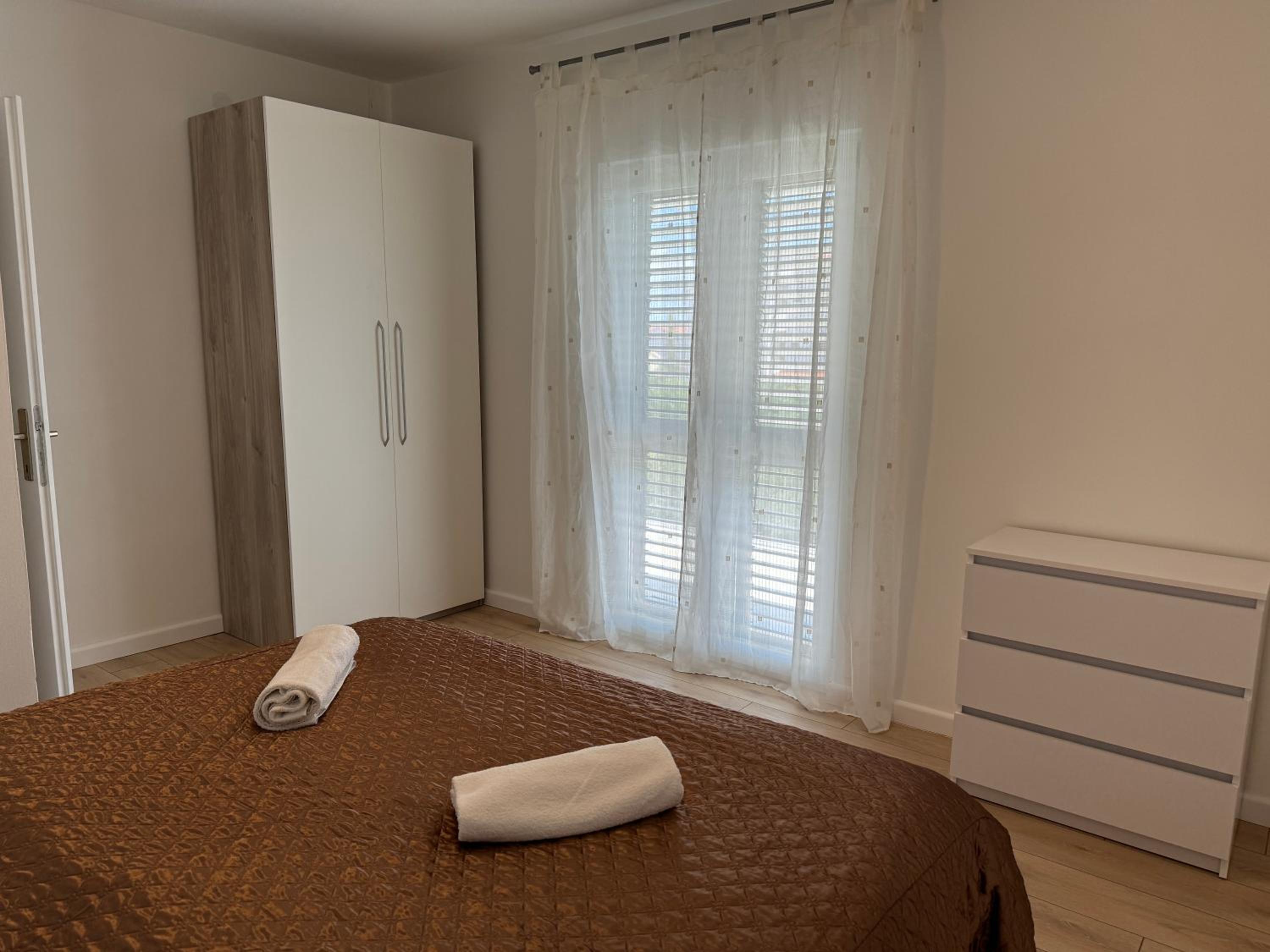 One-Bedroom Apartment with Terrace photo 3