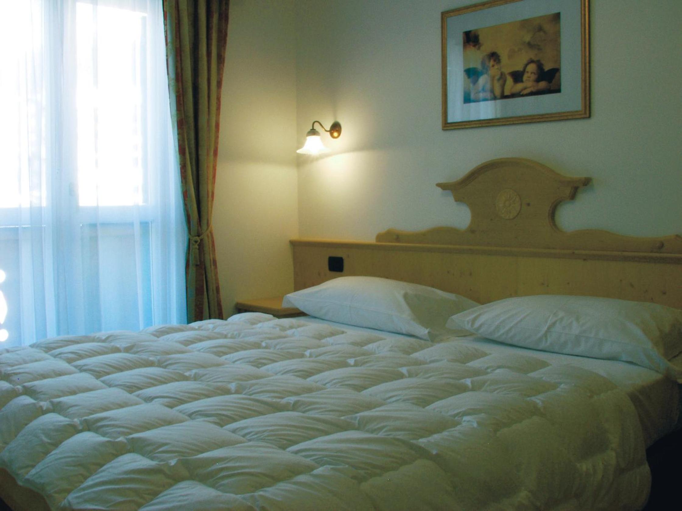 One-Bedroom Apartment (5 Adults)