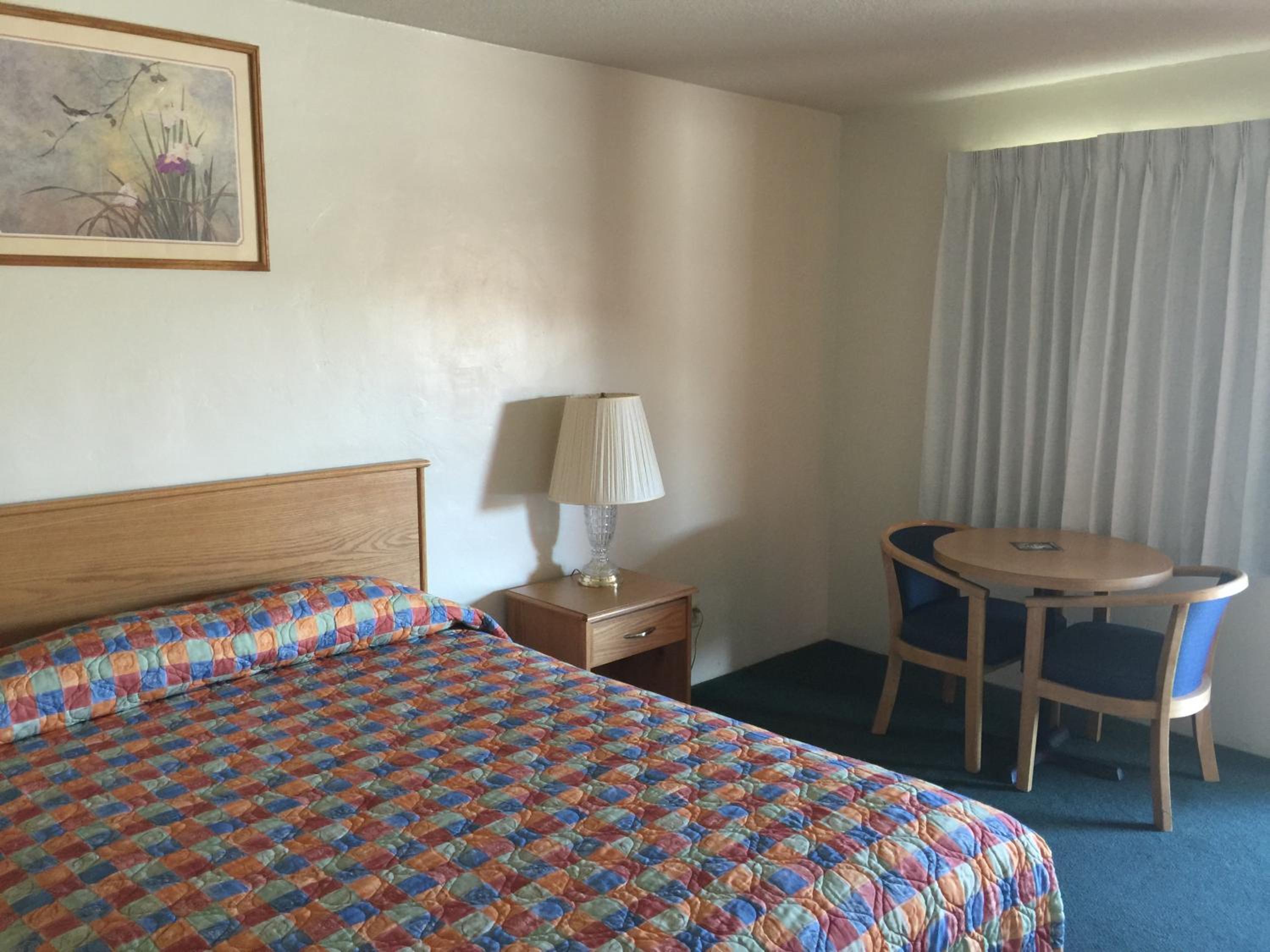 Standard One Bedroom photo 2