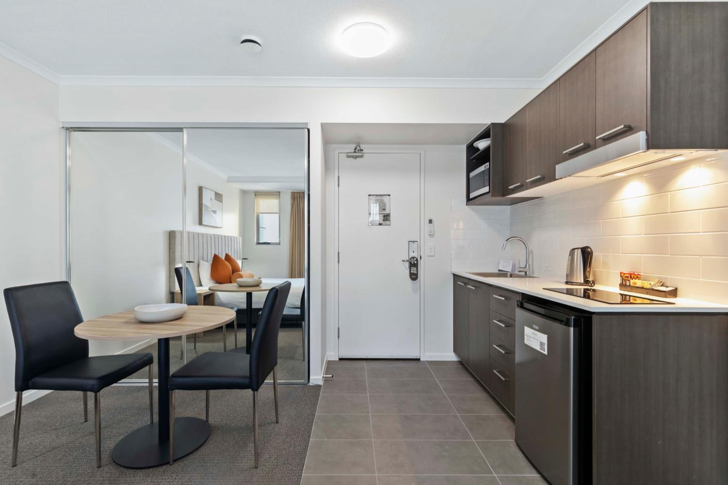 King Room with Roll-In Shower - Disability Access
