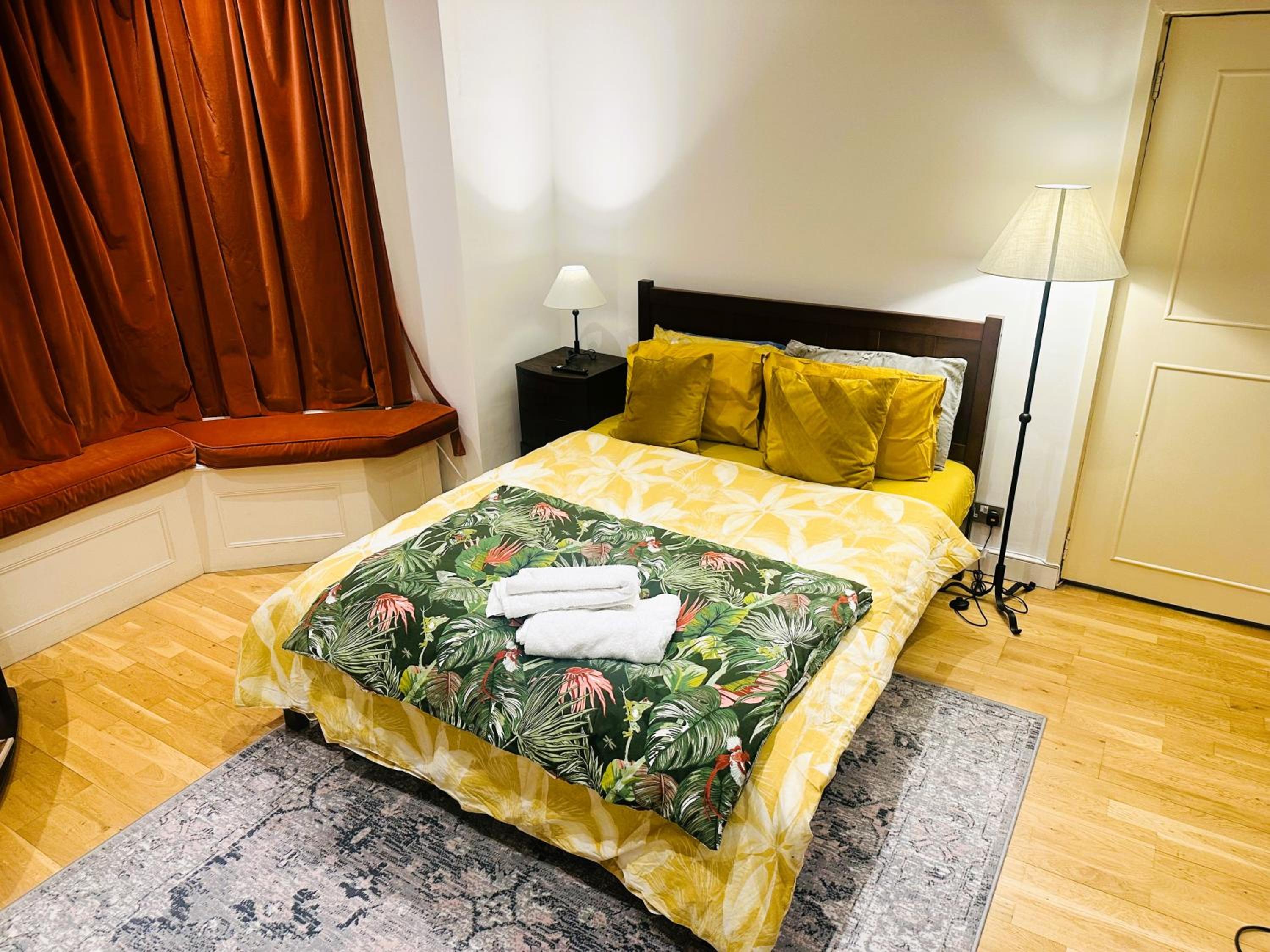 Two-Bedroom Apartment photo 2