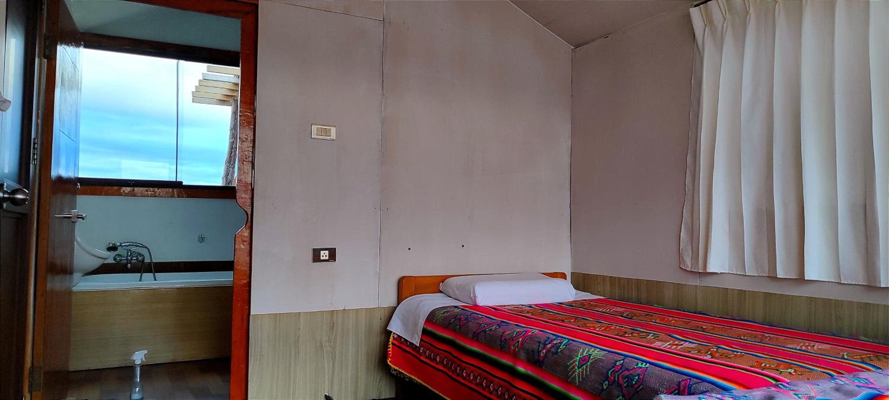 Double Room with Private Bathroom photo 3